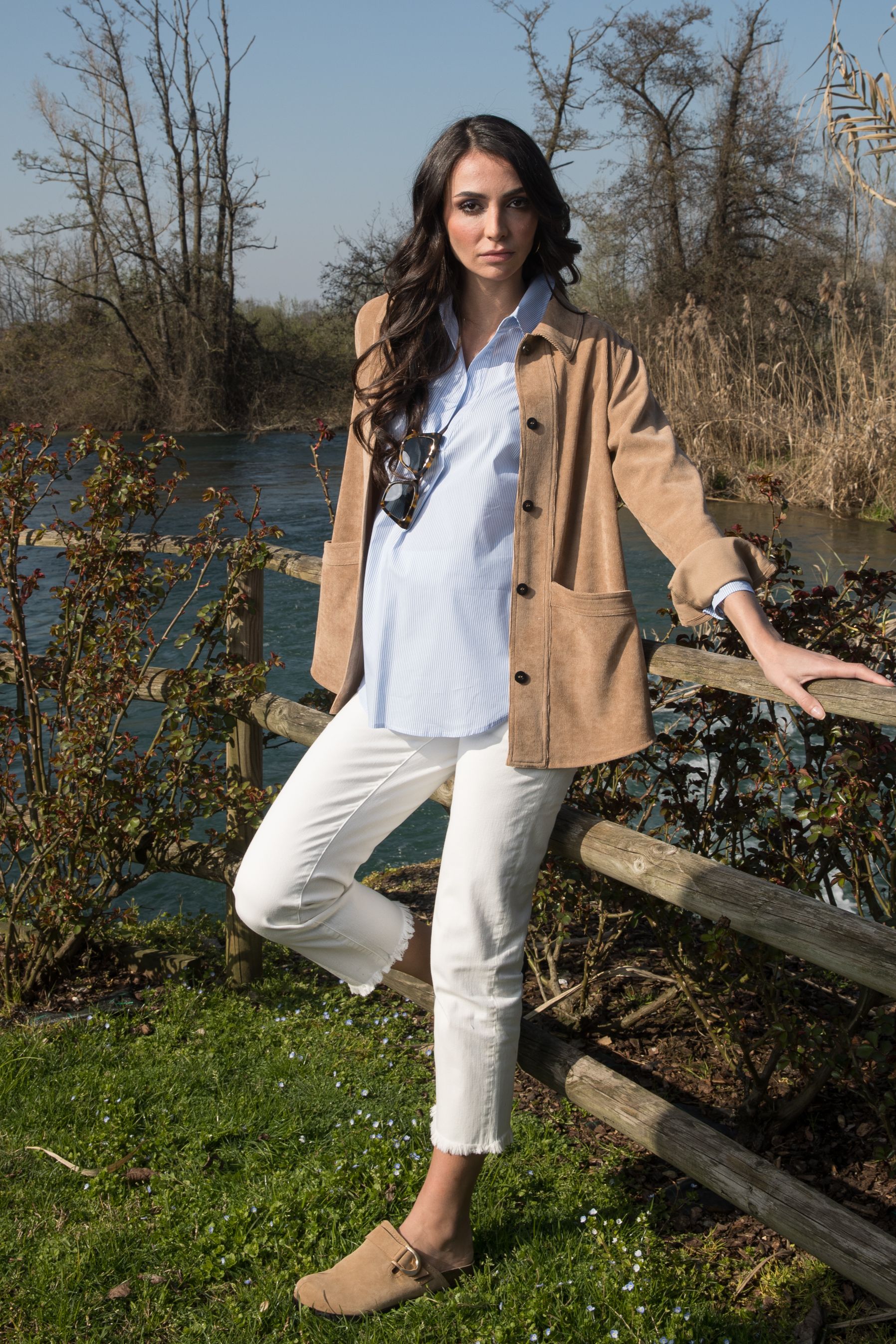 ELETTRA – Maternity Jacket in Velvet (Cammello)