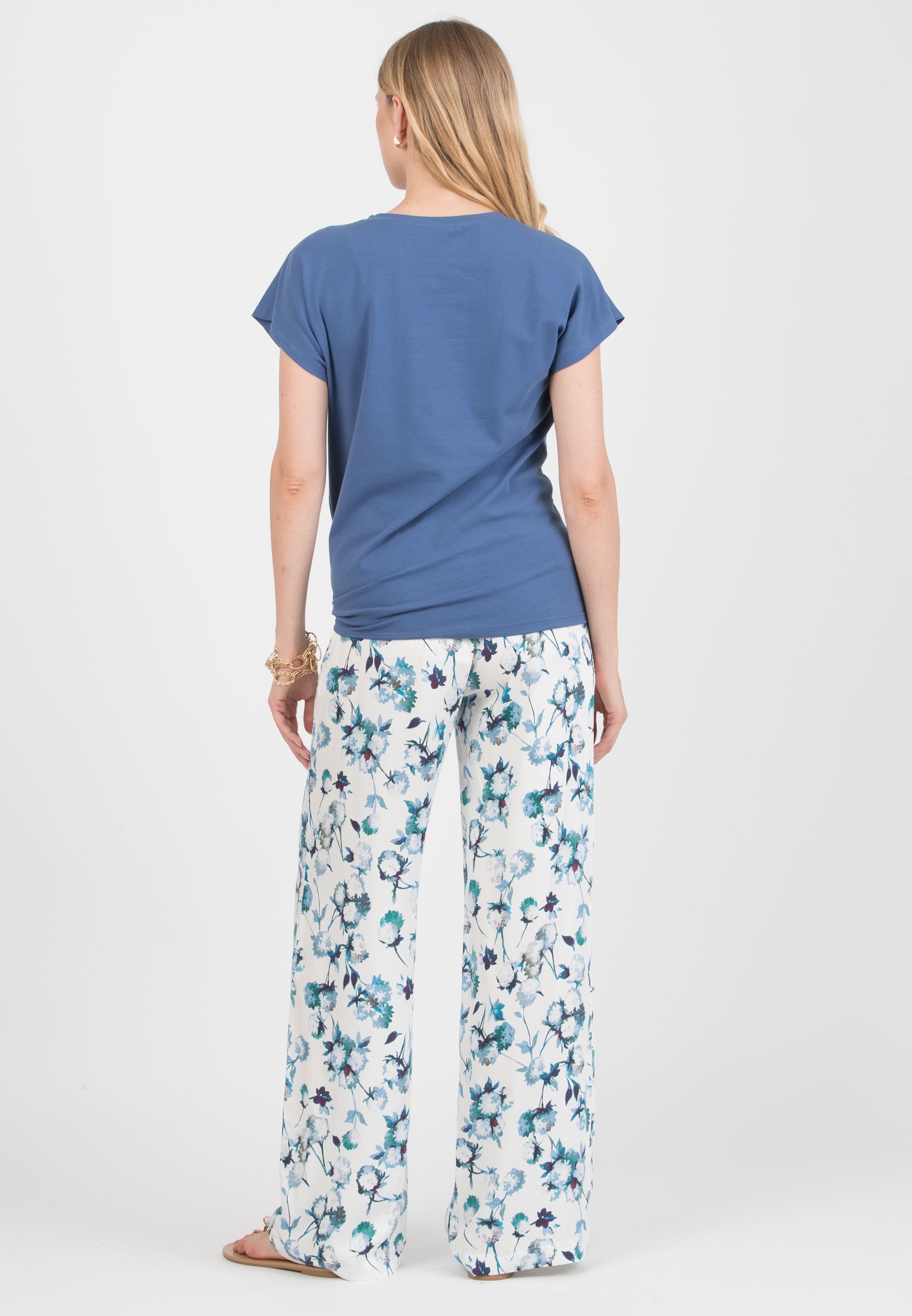 URSULA - Maternity T-shirt with Knot on Side (Denim)
