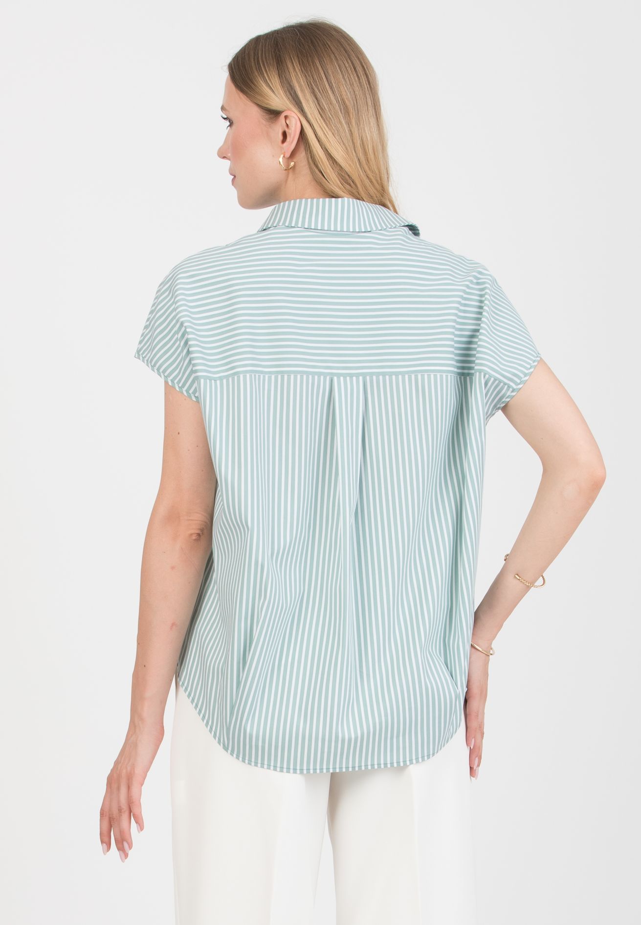 OLIVIA M/M – Oversized Maternity Shirt in Striped Cotton Poplin (Verde Salvia)