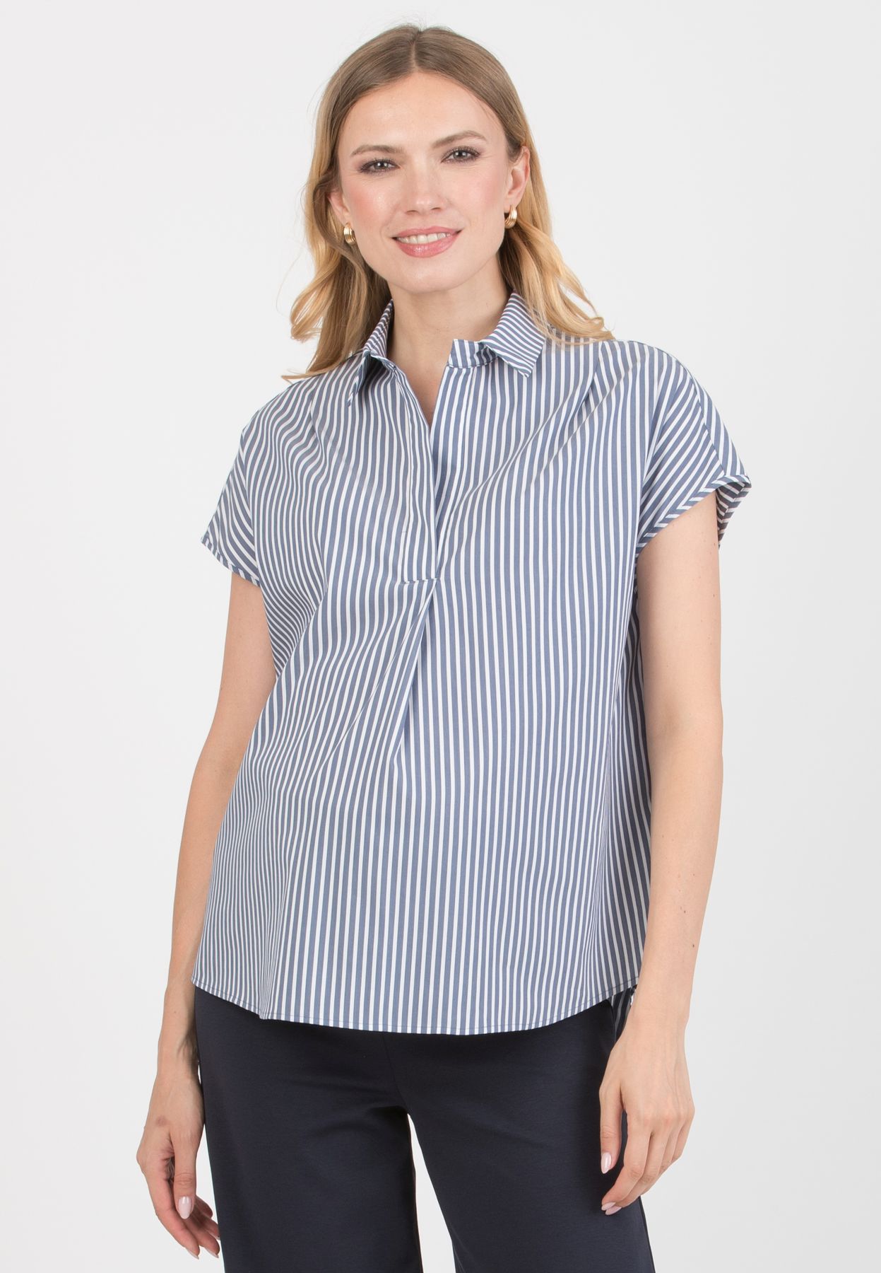 OLIVIA M/M – Oversized Maternity Shirt in Striped Cotton Poplin (Blue, XXS)