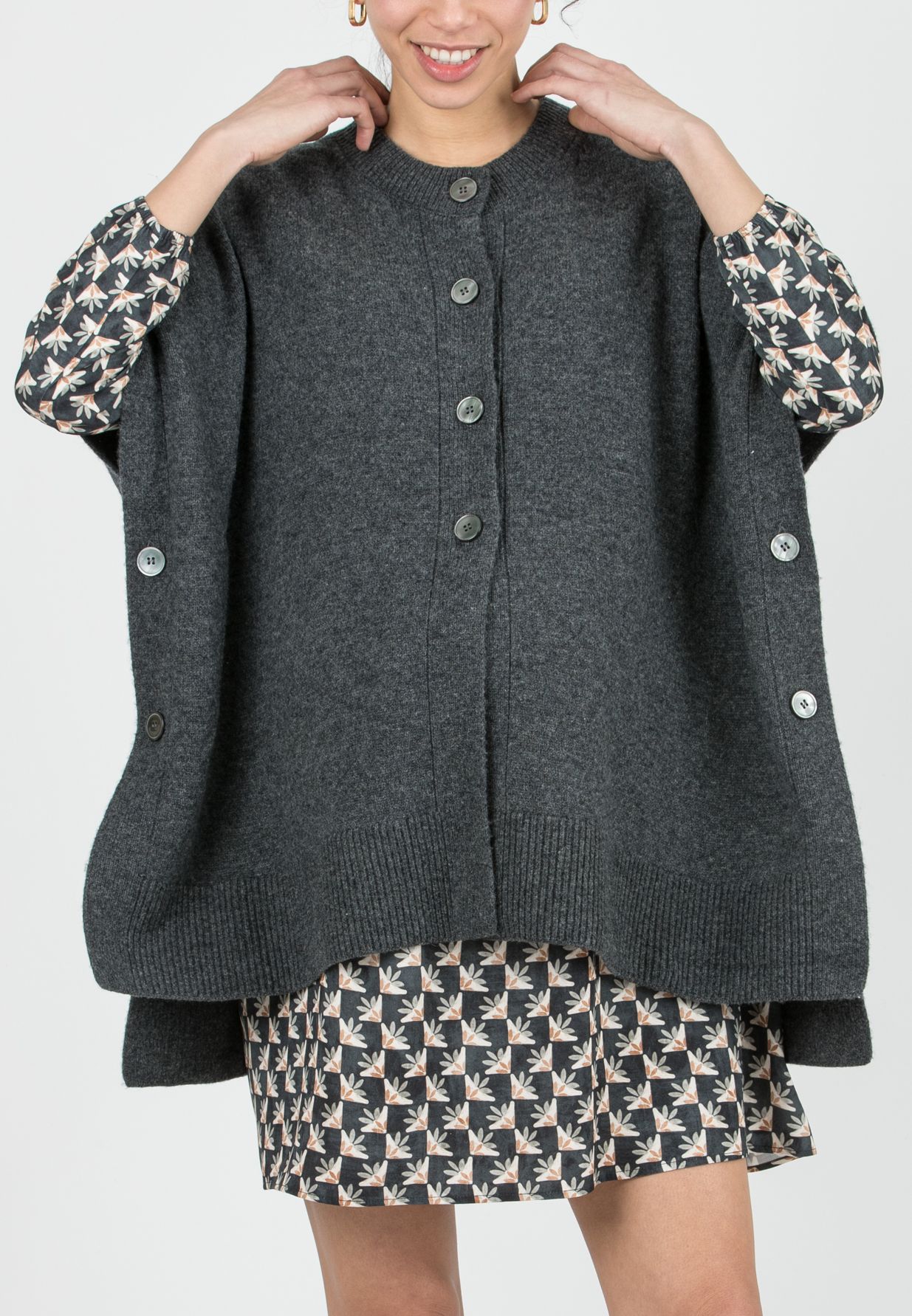 ELLIS - Maternity Virgin Wool Cape with Removable Collar (Antracite)