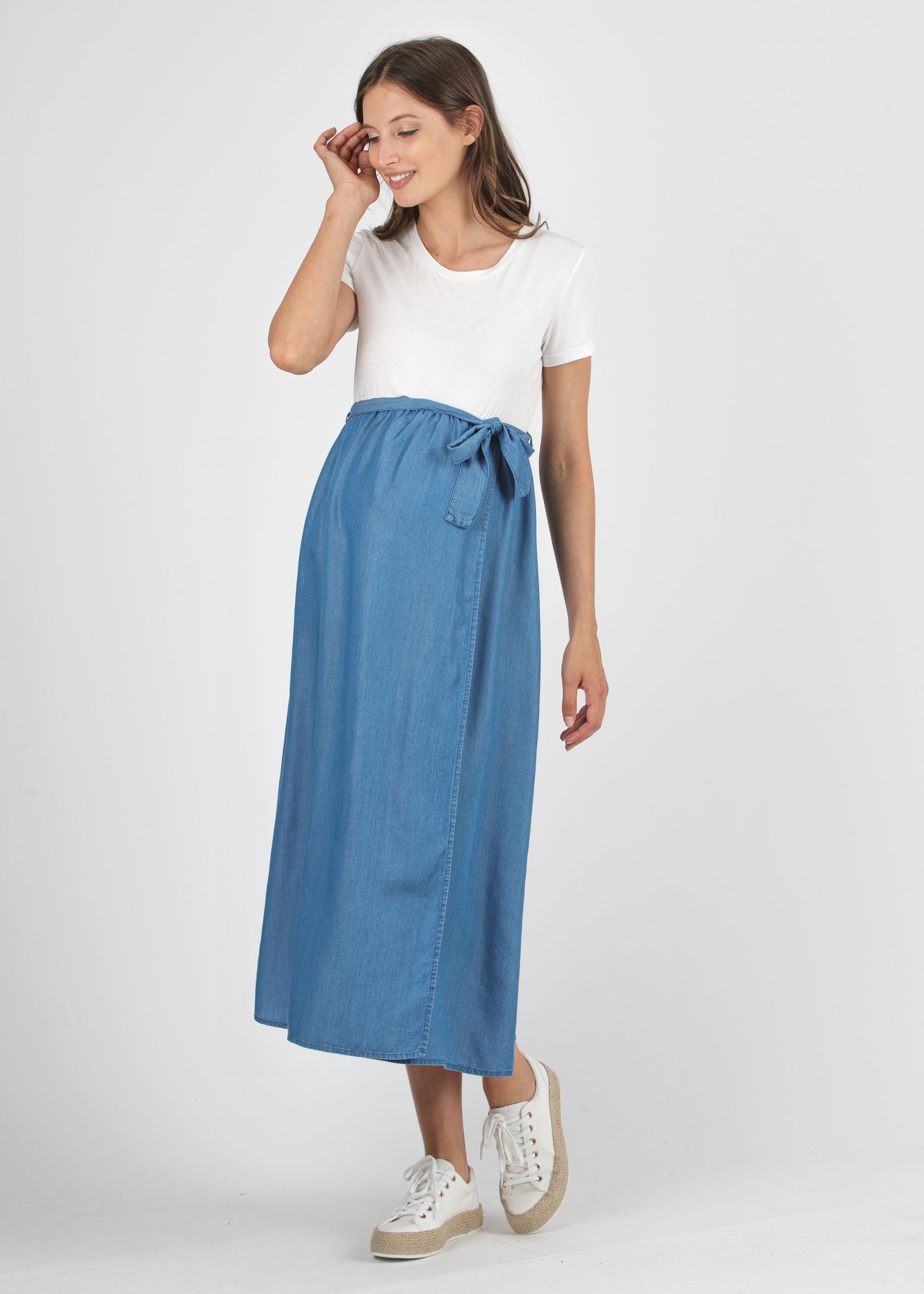 Midi Maternity Dress with Wraparound Skirt in Tencel (Denim , XS)