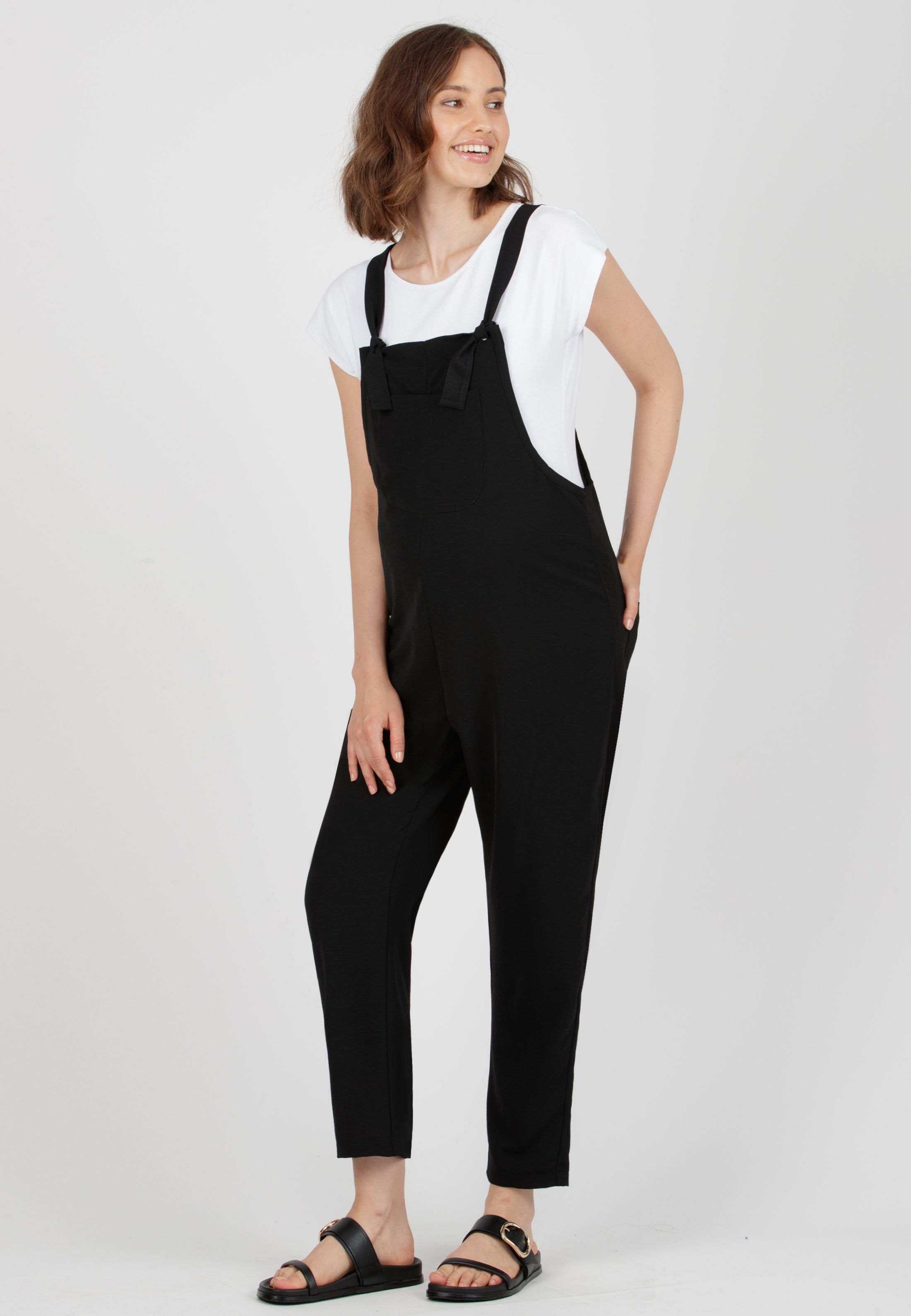 ESTER - Maternity Dungaree in Fluid Crepe Fabric (Black, XS)