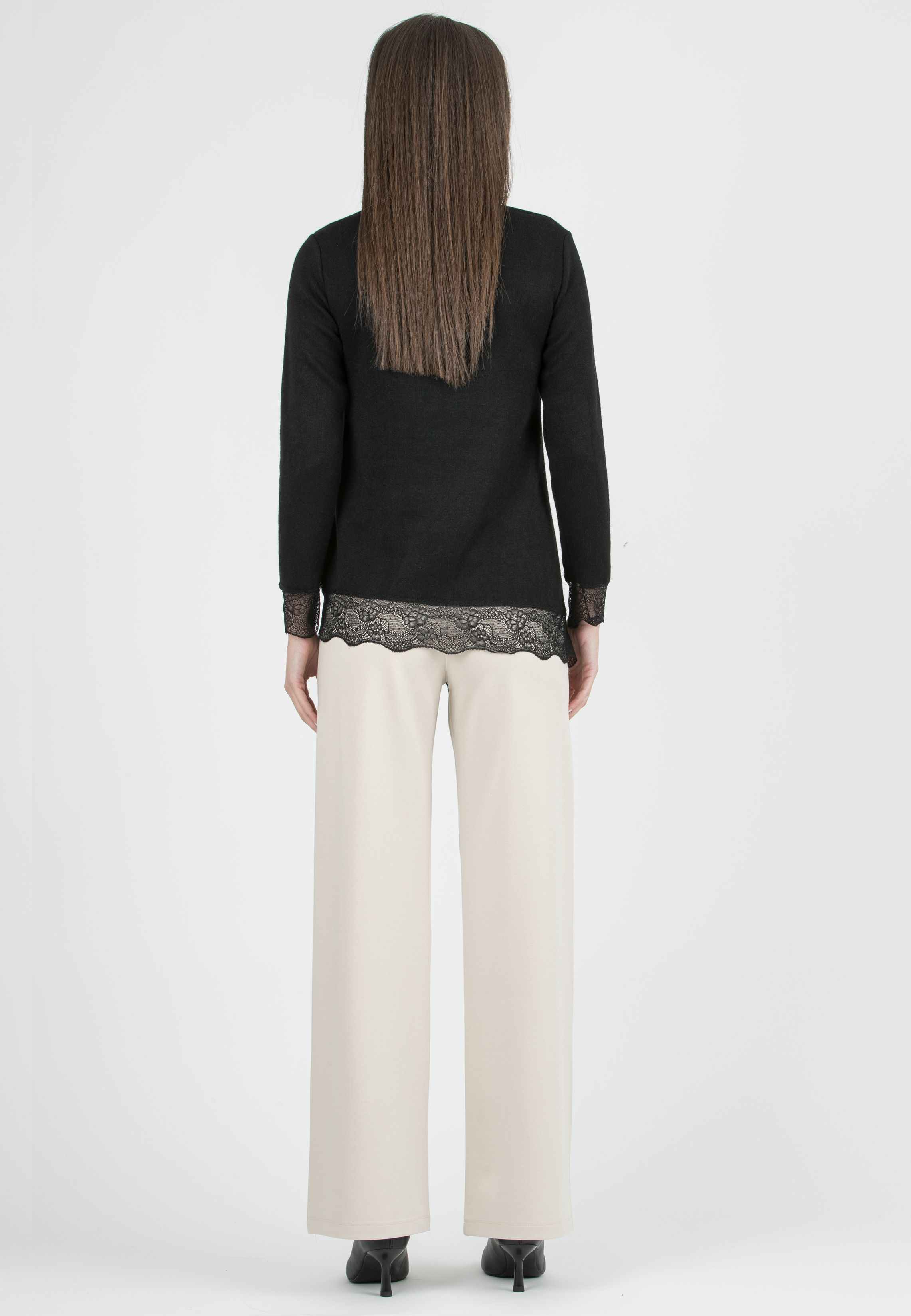 ERIKA - Asymmetric Maternity Top with Lace Details (Nero)