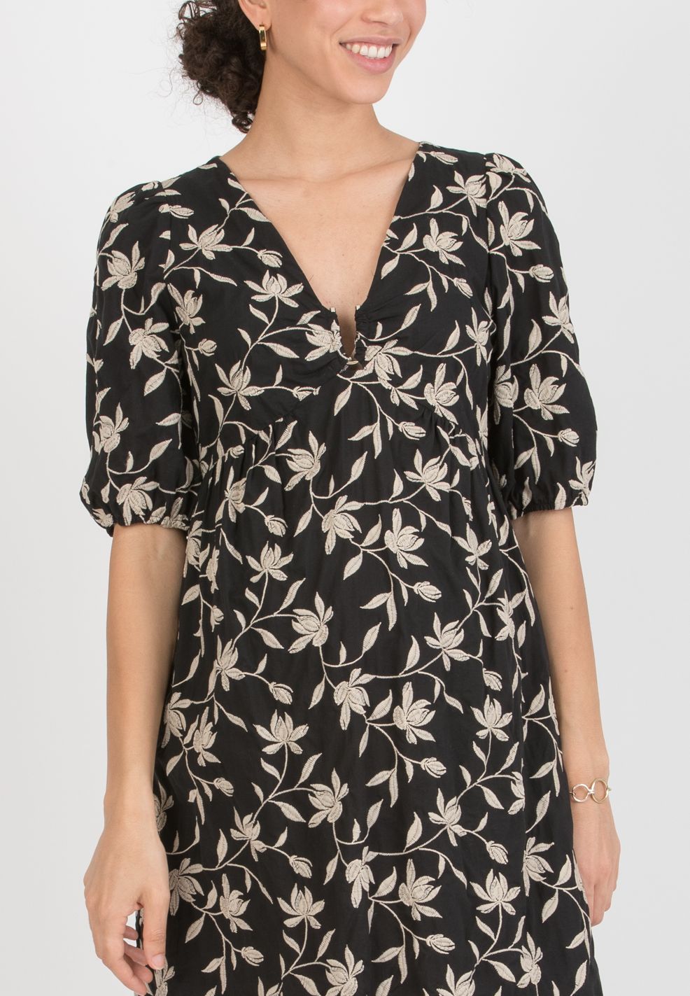 ELISABETTA – Maternity & Nursing Dress in Embroidered Cotton (Black, XS)
