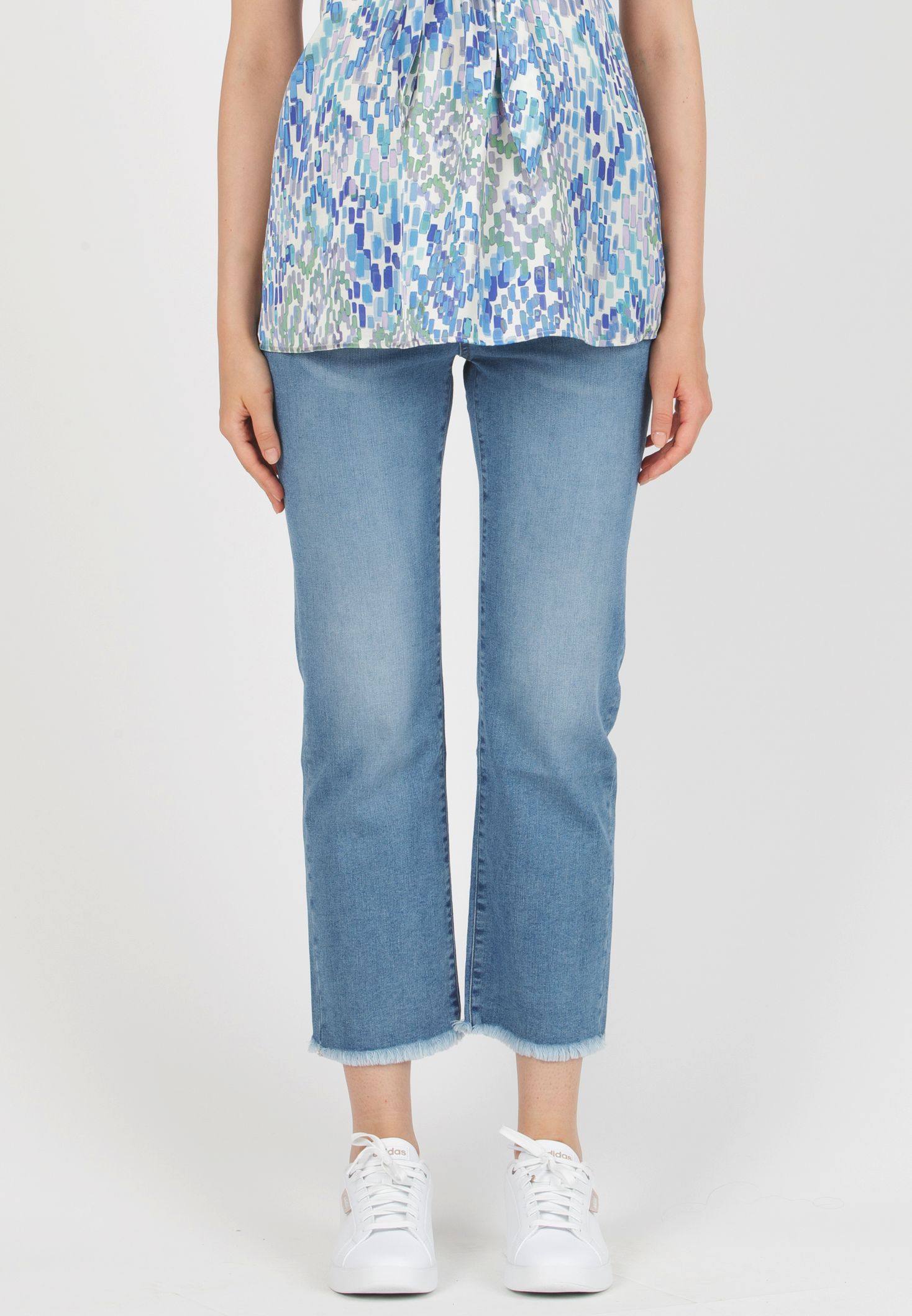 GIADA - Cropped Straight Maternity Jeans with Fringed Hem (Azzurro)