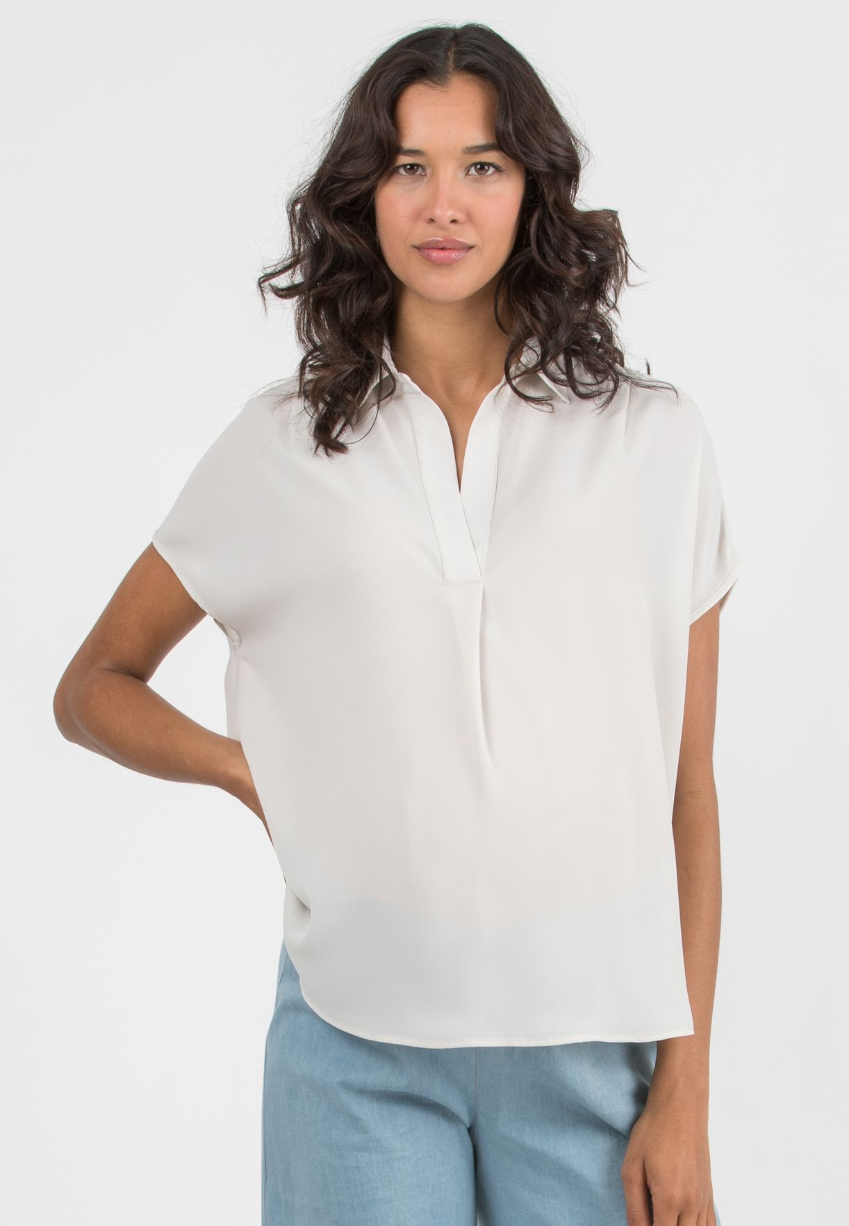OLIVIA M/M – Oversized Maternity Shirt in Crepe (Naturale)