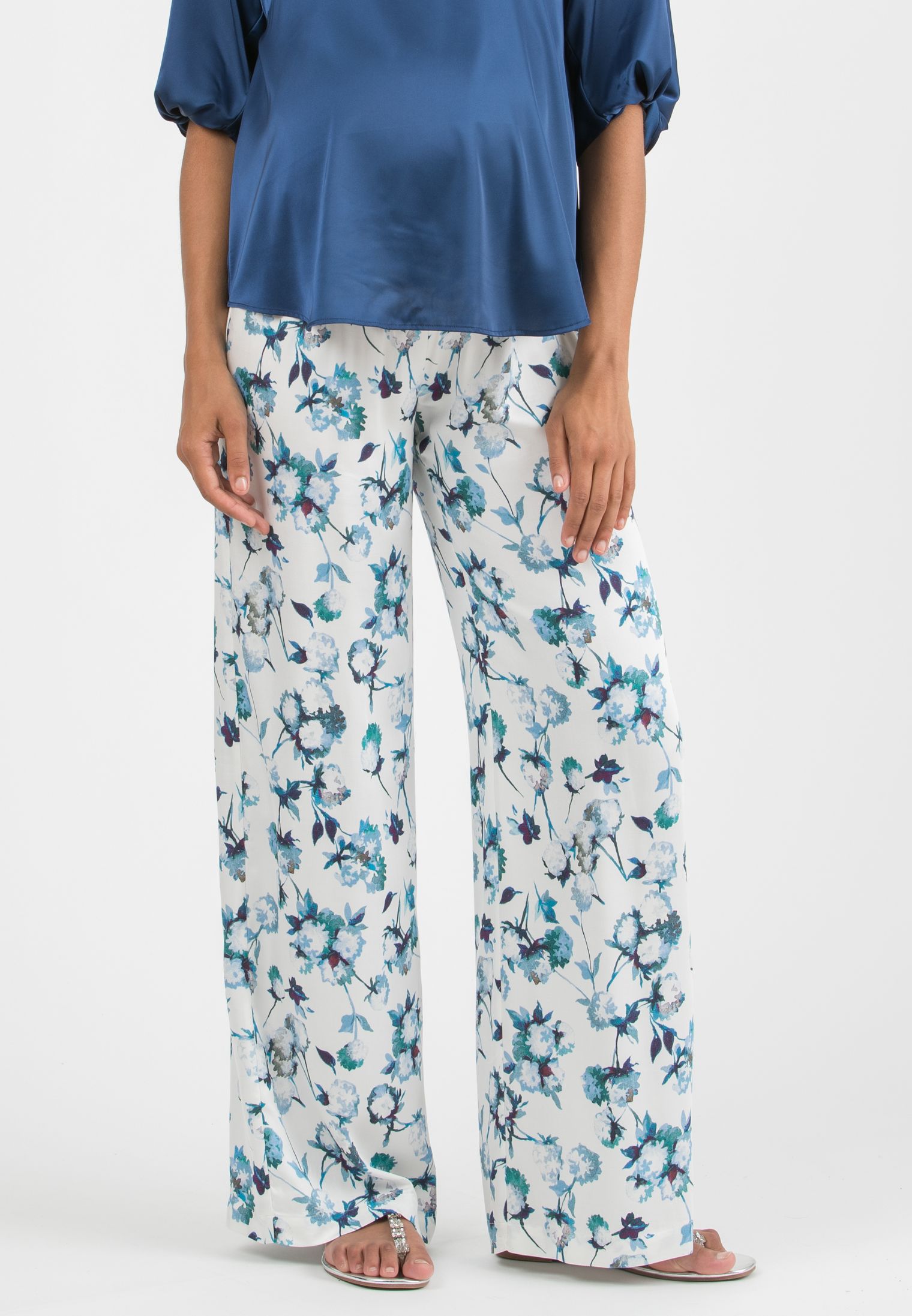 GUENDALINA LG - Maternity Palazzo Trousers in Printed Viscose Satin (Blu)