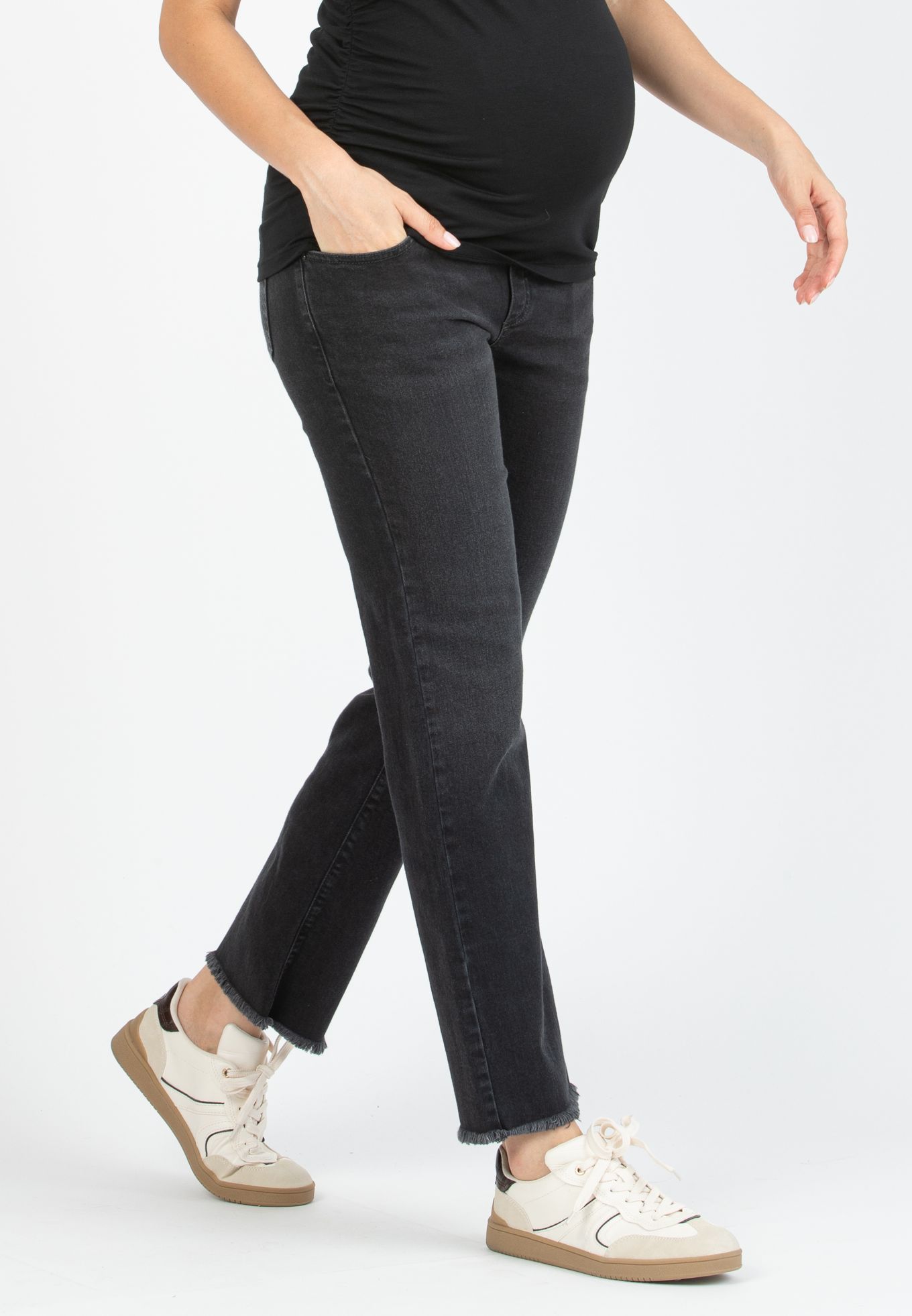 GIADA BLACK - Cropped Straight Maternity Jeans with Fringed Hem (Nero)