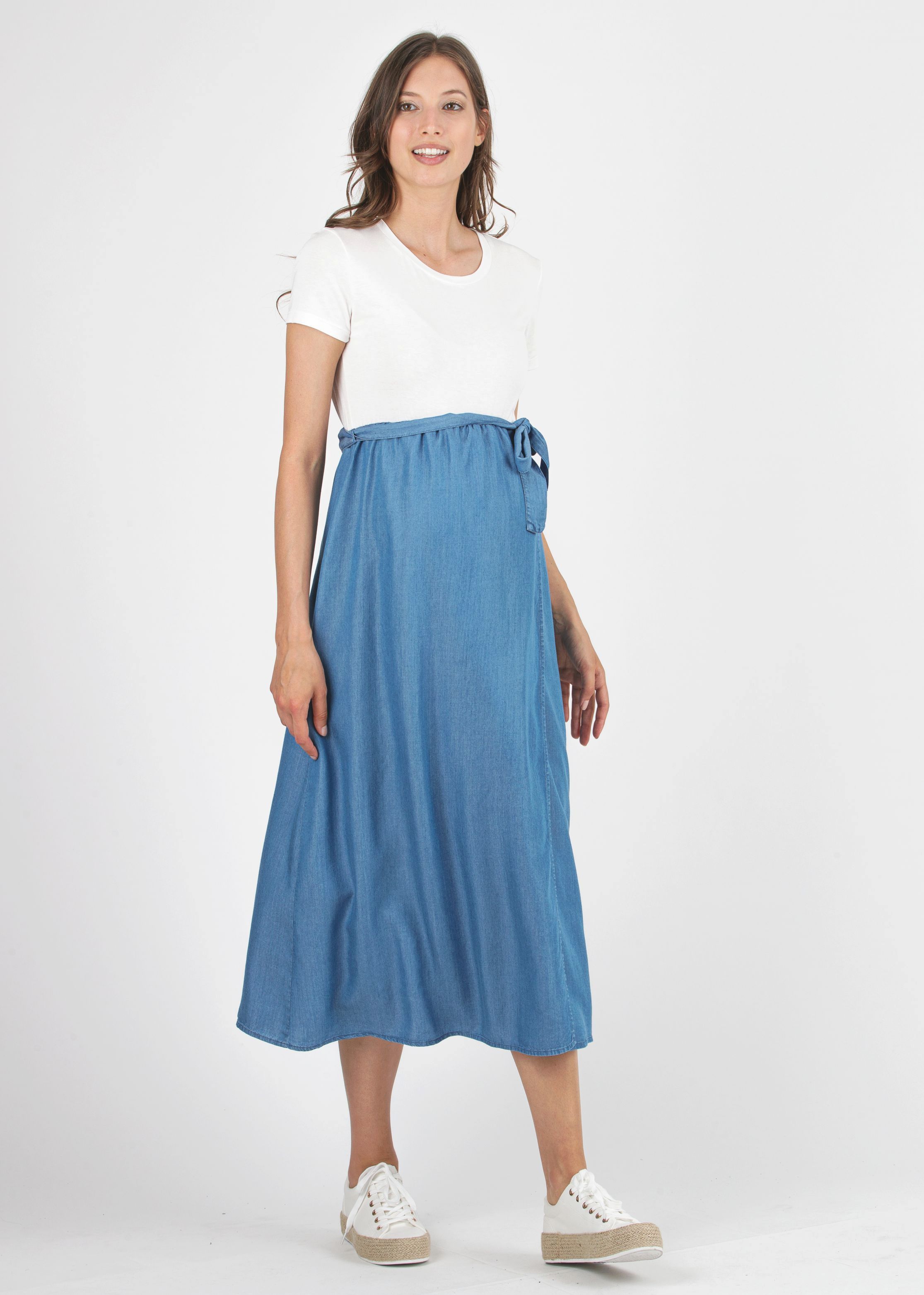 Midi Maternity Dress with Wraparound Skirt in Tencel (Denim , XS)