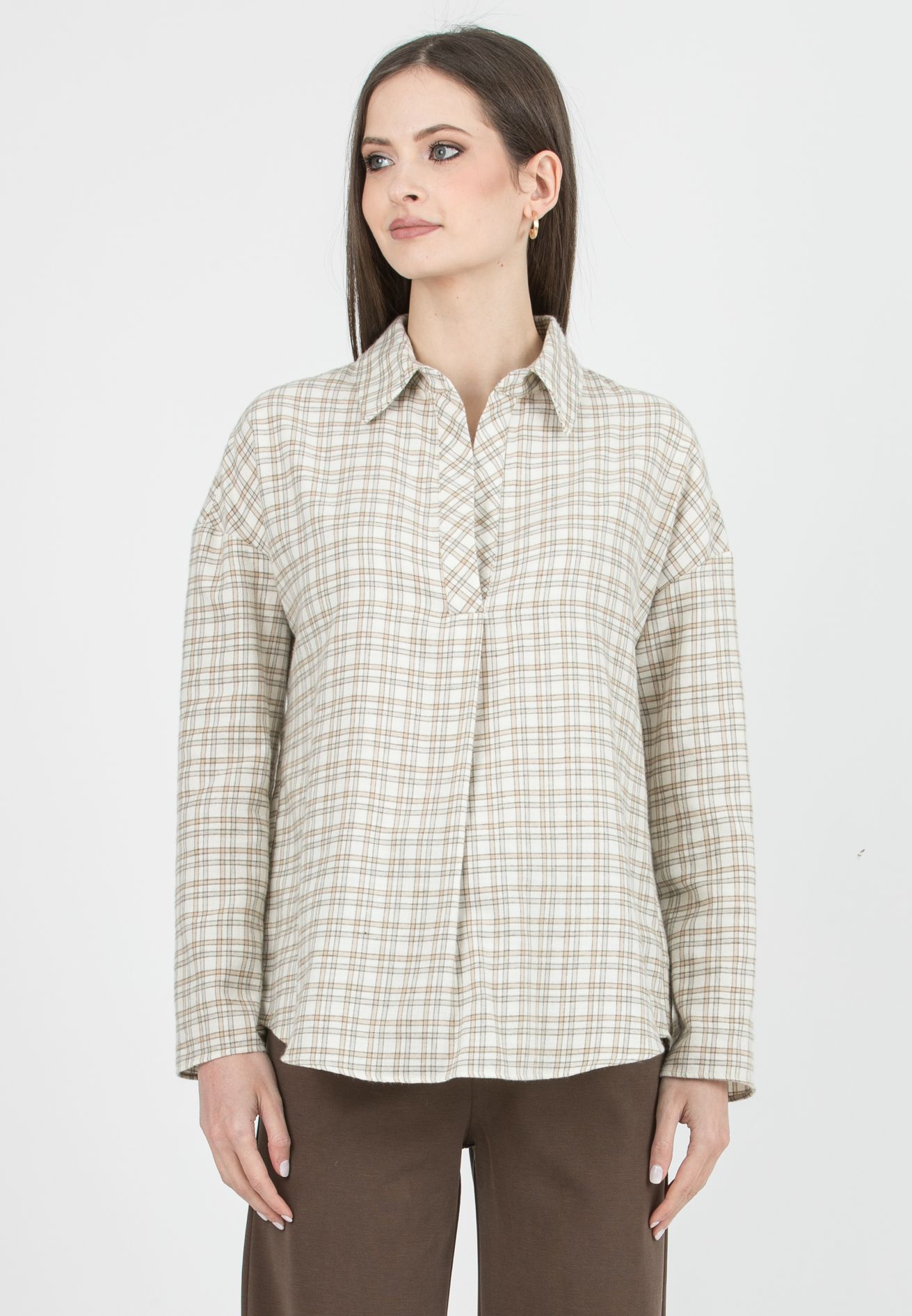 OLIVIA Q - Maternity Oversized Cotton Flannel Shirt in Check (Ecru')
