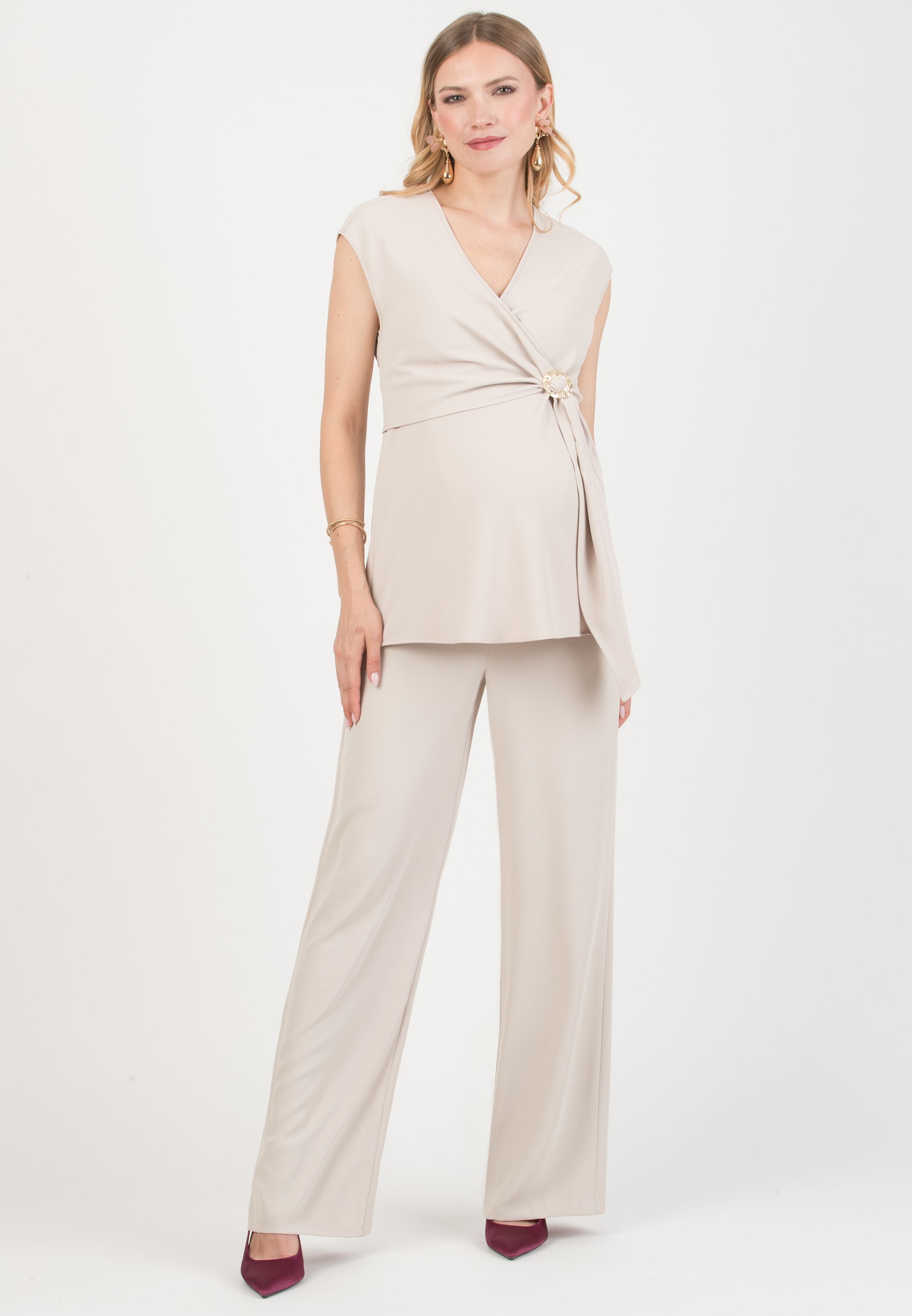 CLARISSA M – Maternity & Nursing Bias-Cut Top in Cady (Gesso)
