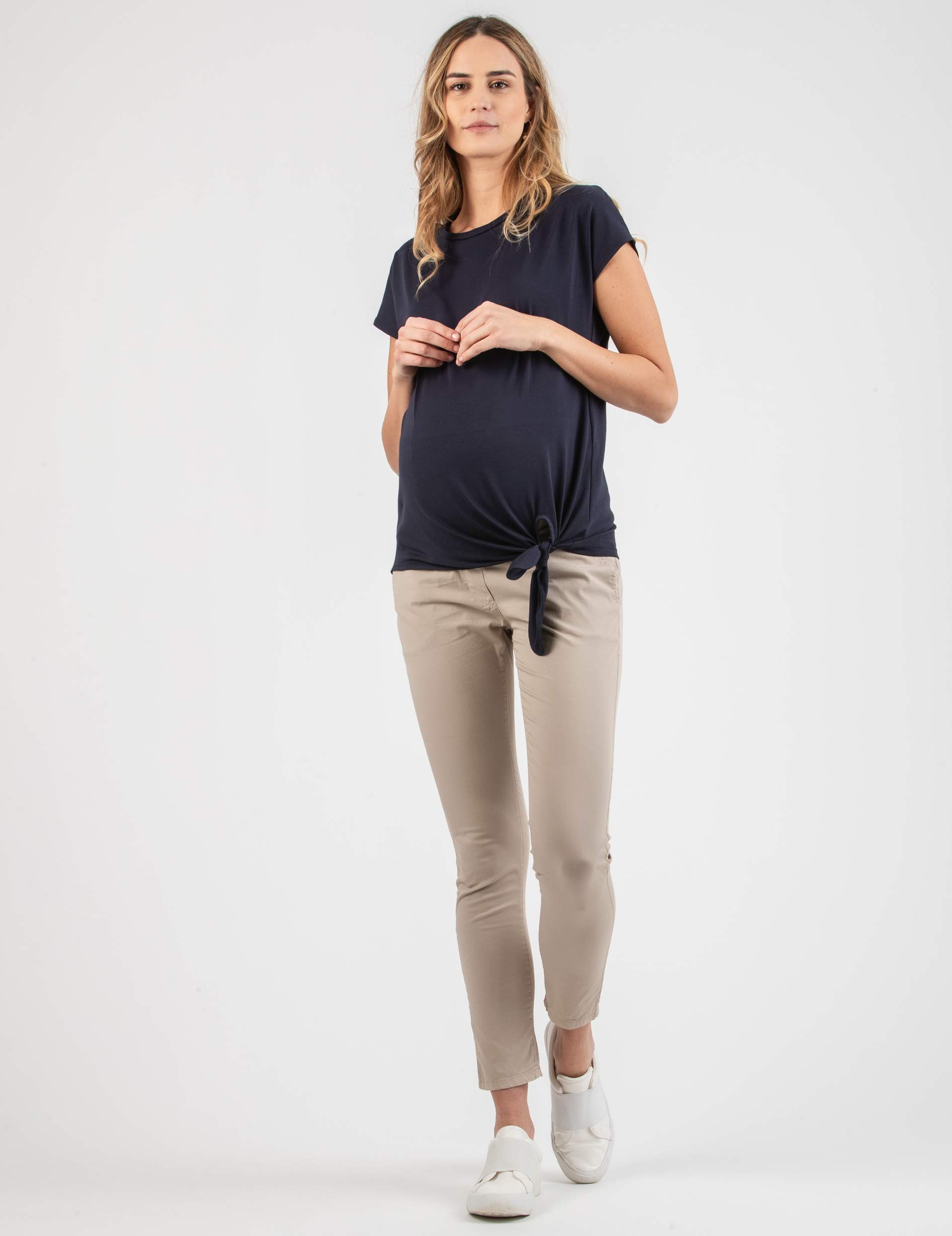 URSULA - Maternity T-shirt with Knot on Side (Blue, XS)