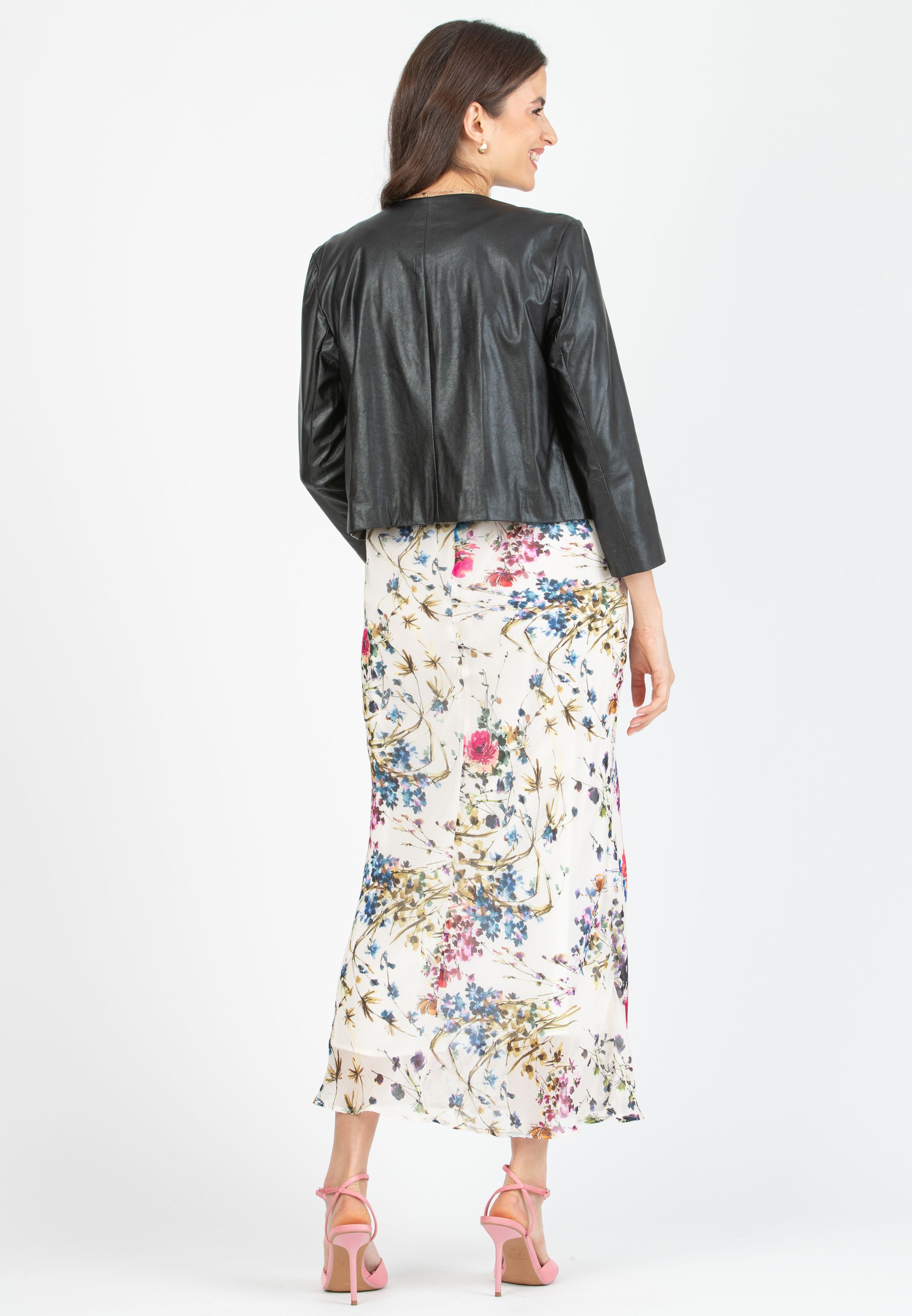 SADIE - Short Jacket in Faux Leather (Nero)