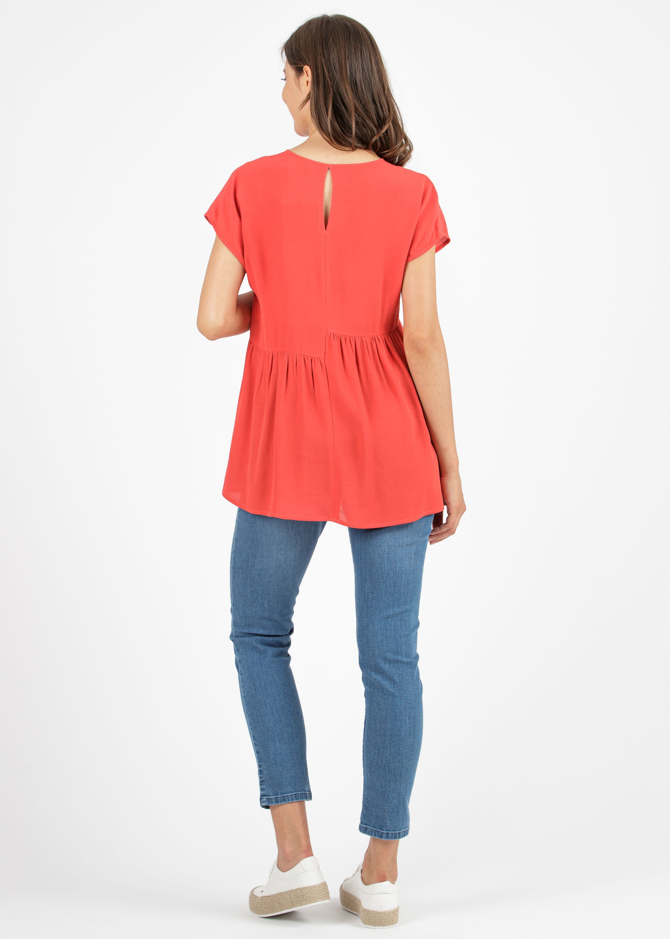 Maternity Blouse in Viscose Cady with Asymmetric Gatherings (Coral, XS)