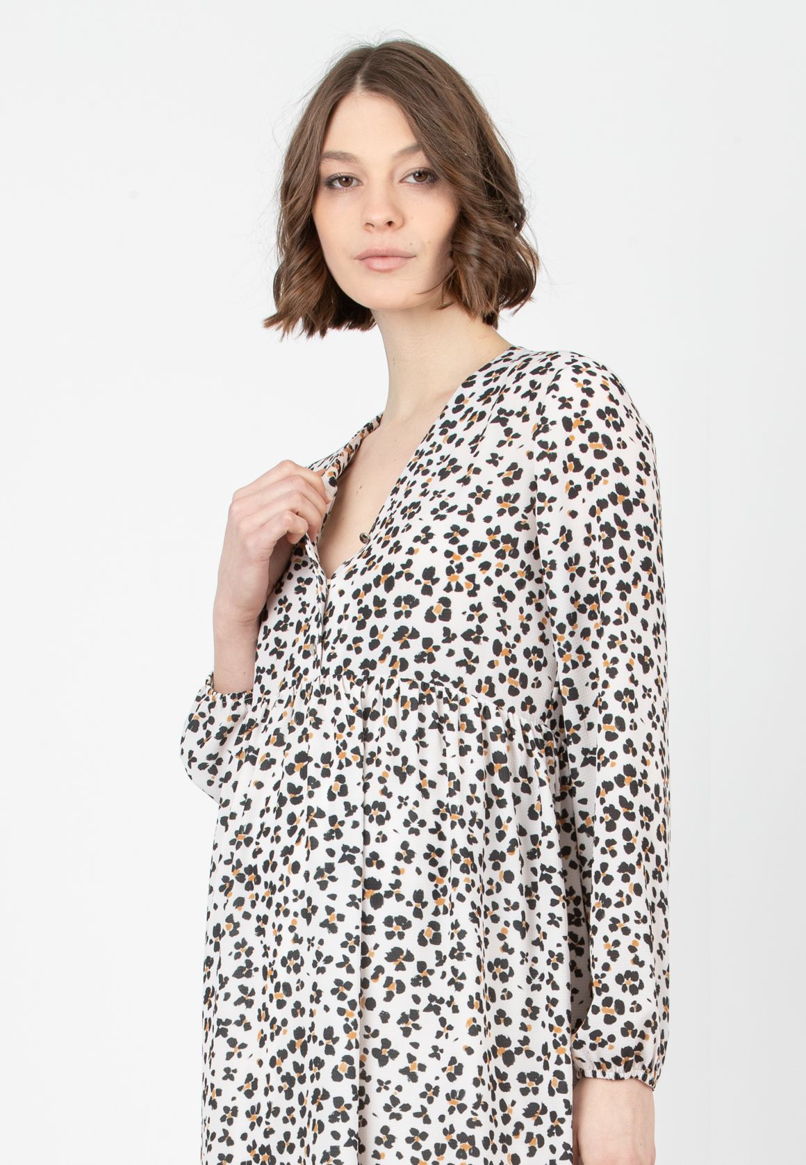 CHLOE M/L - Maternity & Nursing Dress with Front Buttons (Ivory, XS)