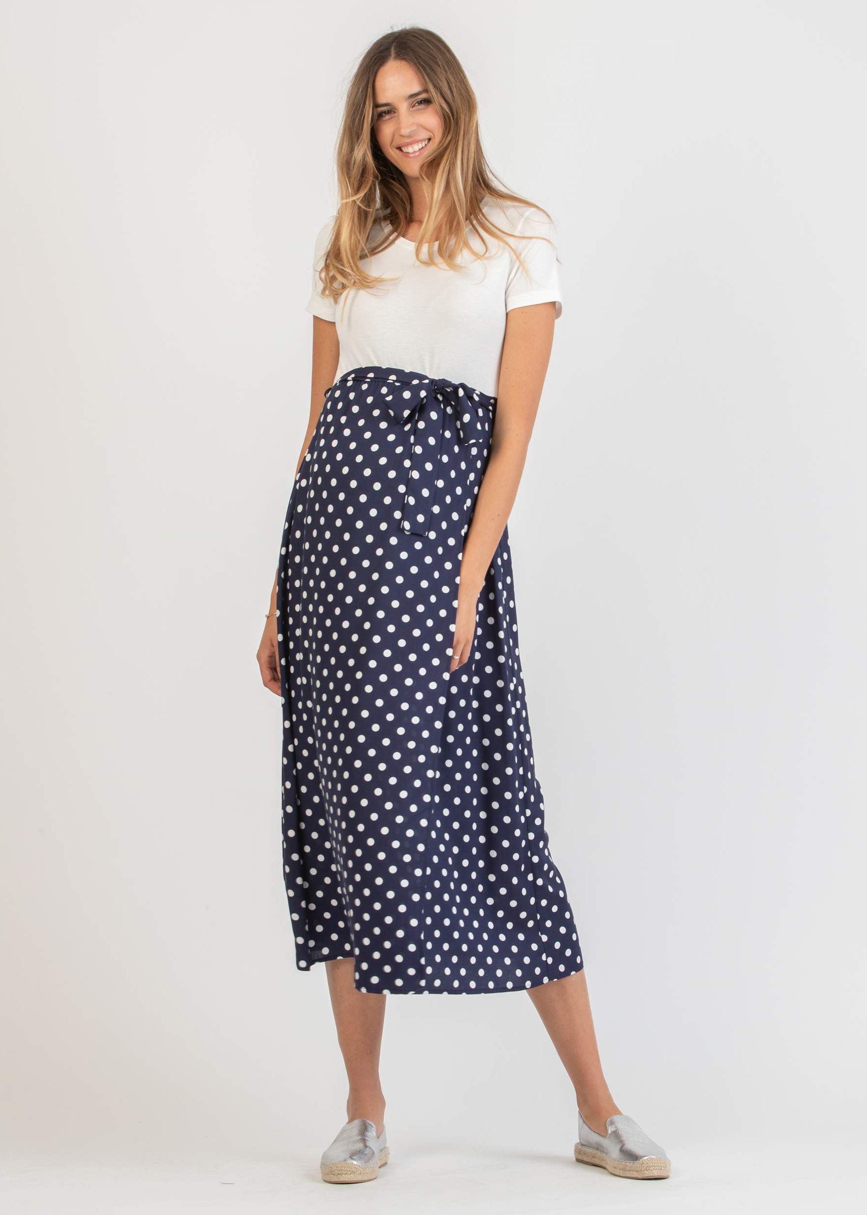 Abito Midi Premaman con Gonna a Pois a Portafoglio (Blu Scuro, XS)