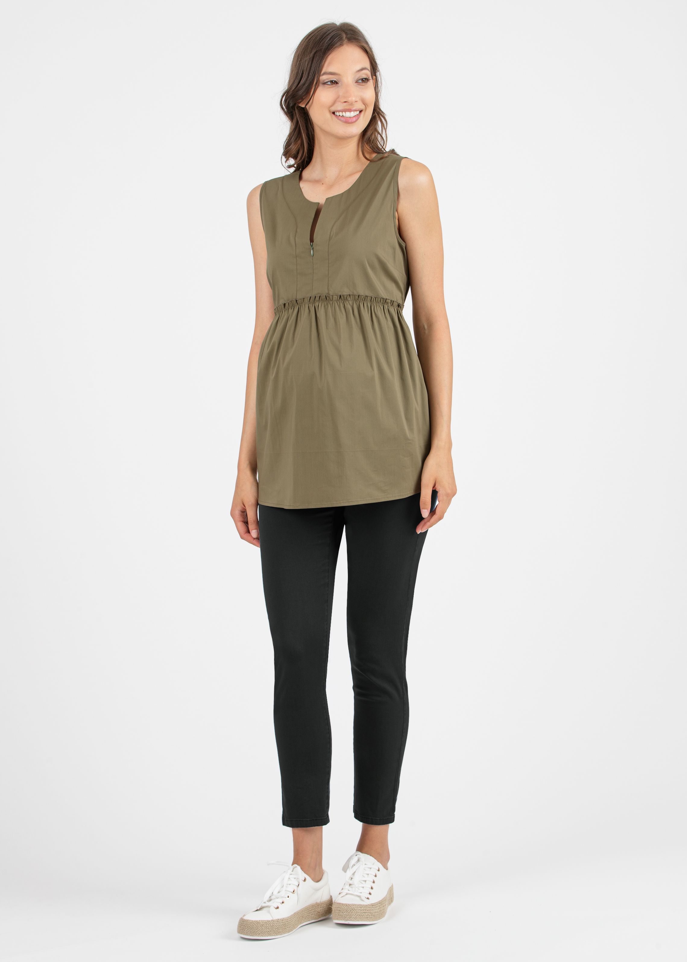 Cropped Mom Fit Slim Maternity Trousers in Gabardine (Black, XS)