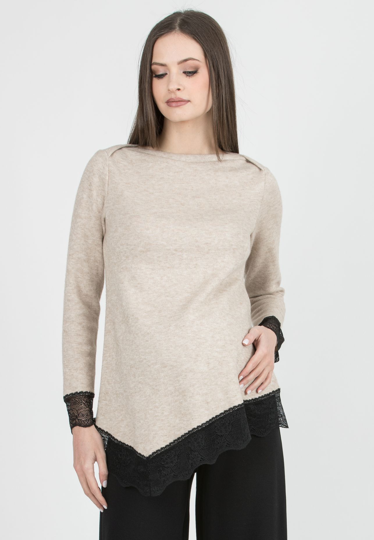 ERIKA - Asymmetric Maternity Top with Lace Details (Ecru')