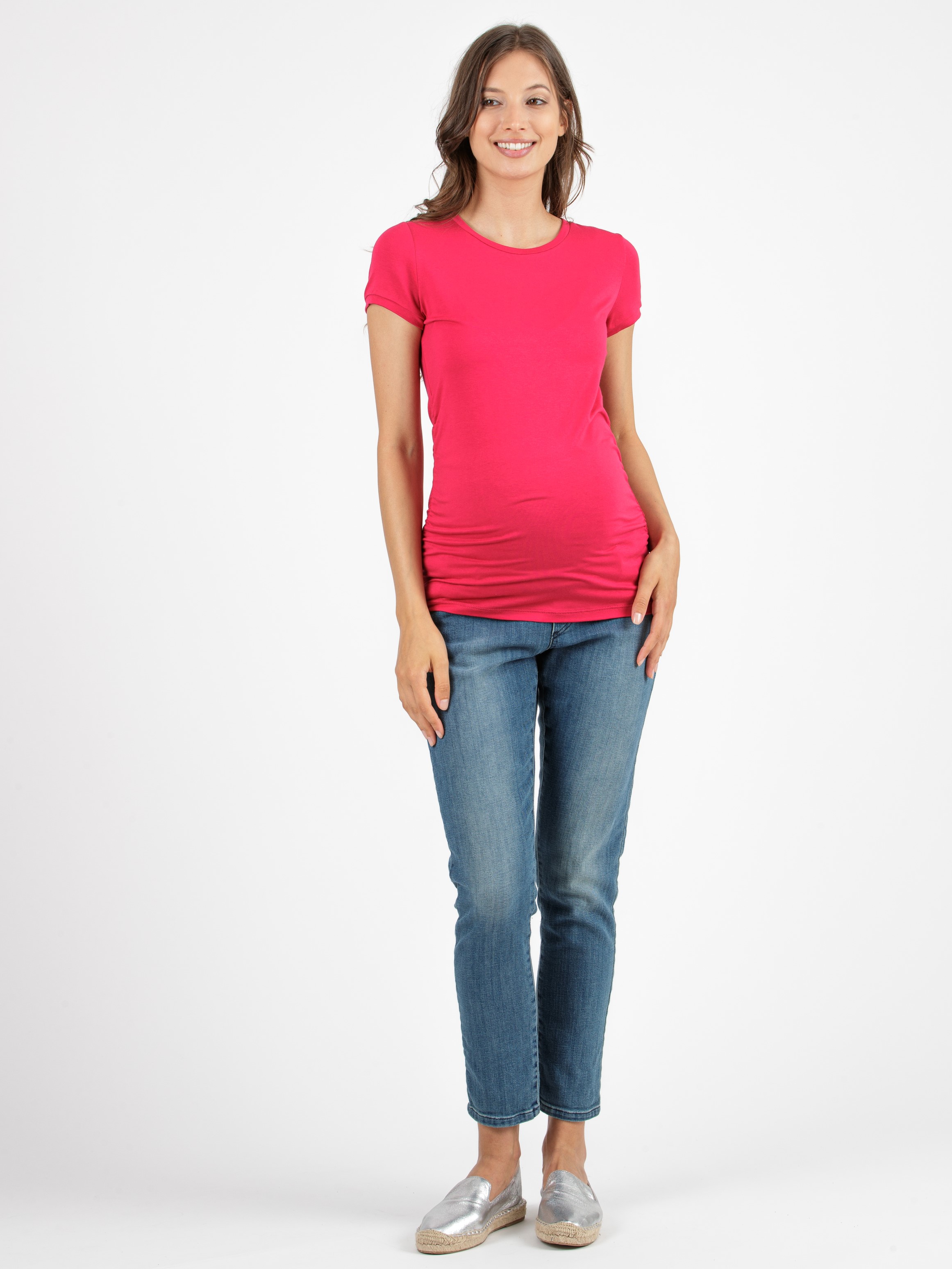 Maternity T-shirt with Back Yoke (Red, XS)