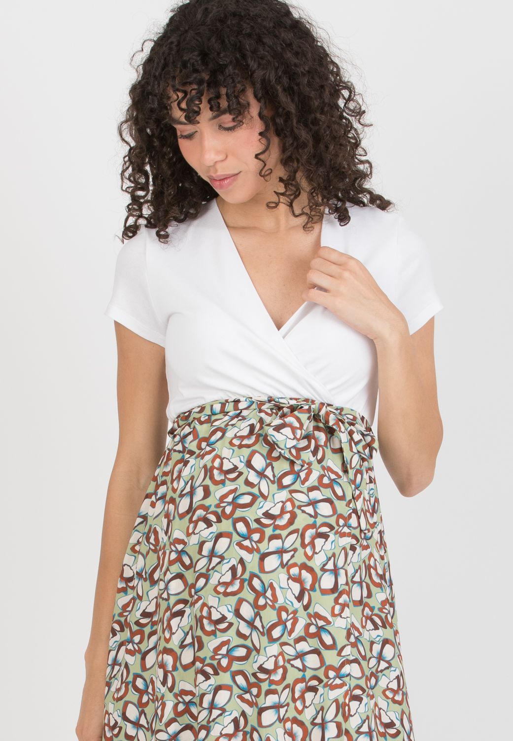 FEDERICA - Maternity Midi Dress with Crossed Neckline and Viscose Wrapped Skirt (Verde Pistacchio)