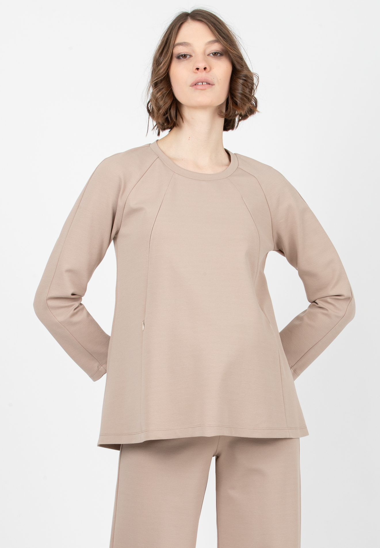 ALY - Maternity & Nursing Sweatshirt with Raglan Sleeve (Ecru', XS)