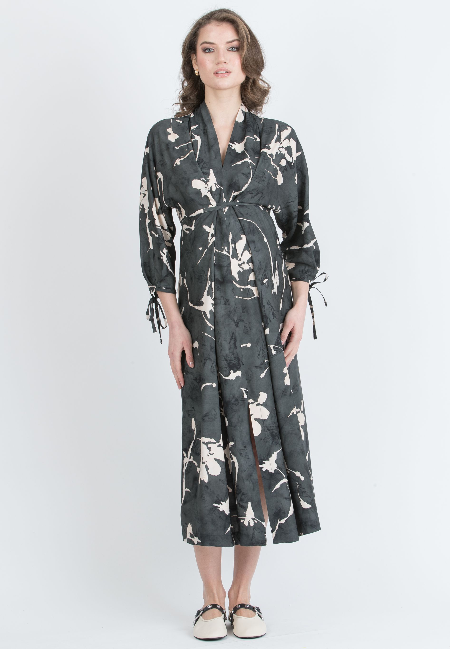 VIOLA – Maternity Kimono Dress in Viscose with Ties (Nero)