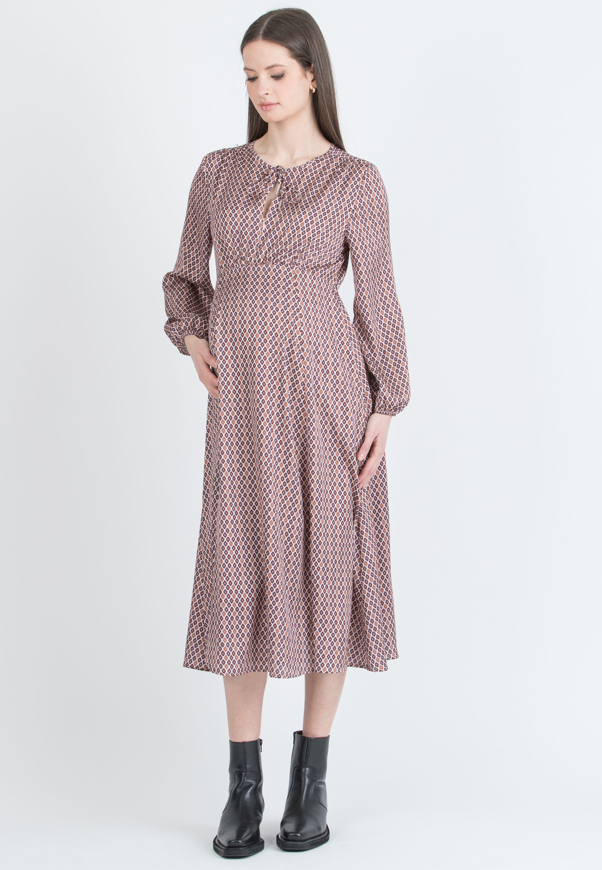 MARY F - Maternity & Nursing Dress with Bow Detail and Zip (Rosa)