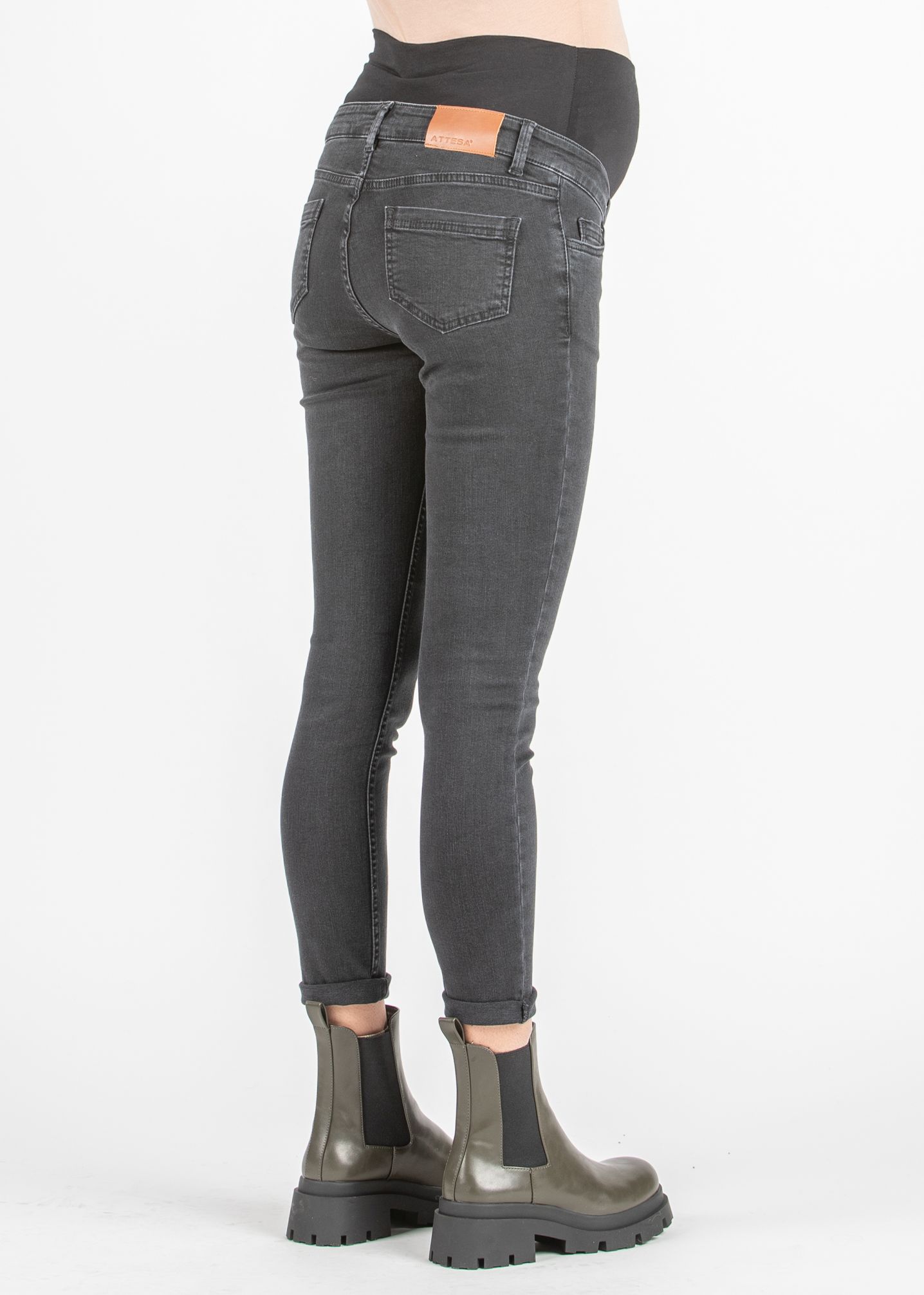 OLIMPIA BLACK - Super-Stretch Maternity Jeans with Black Wash (Black, XS)