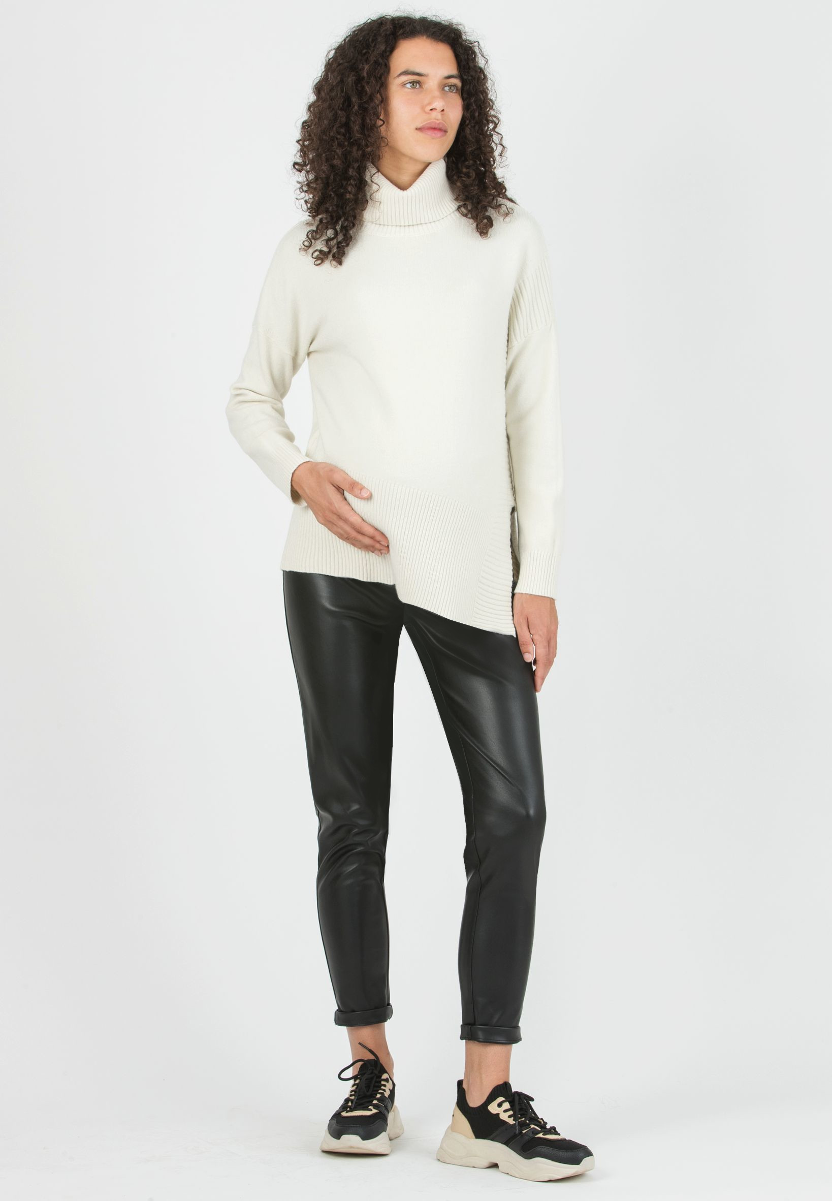 BRANDY - Maternity Wool Blend Sweater with Asymmetric Hem (Gesso)