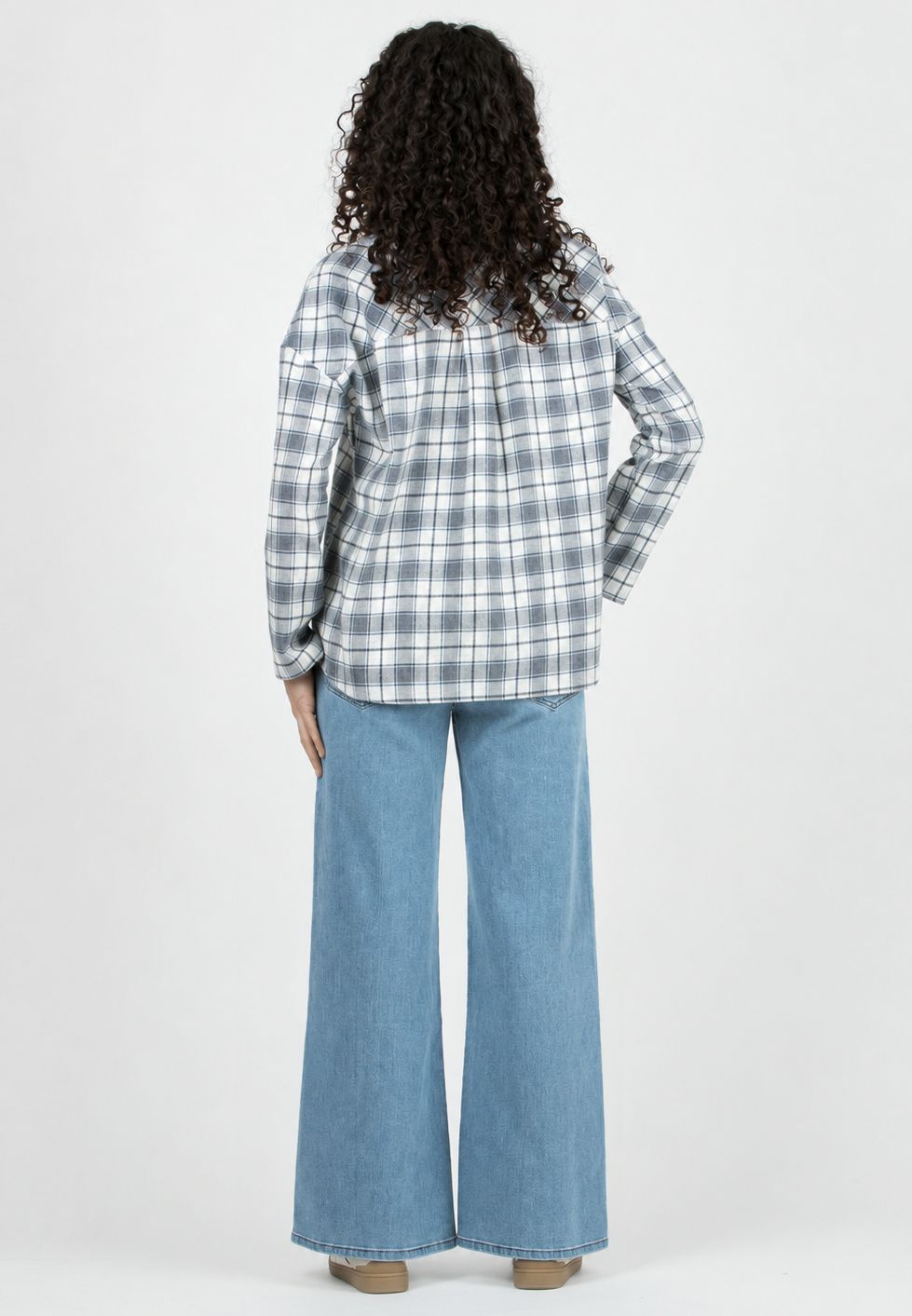 OLIVIA Q - Maternity Oversized Cotton Flannel Shirt in Check (Blu)