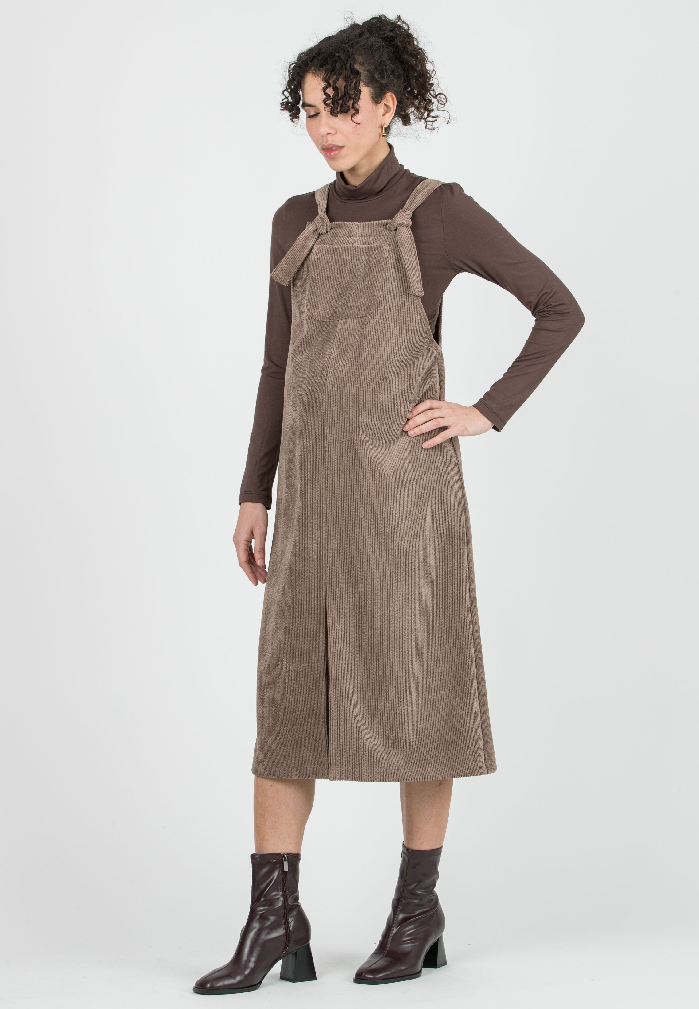 PAMELA – Maternity Corduroy Pinafore (Corda)