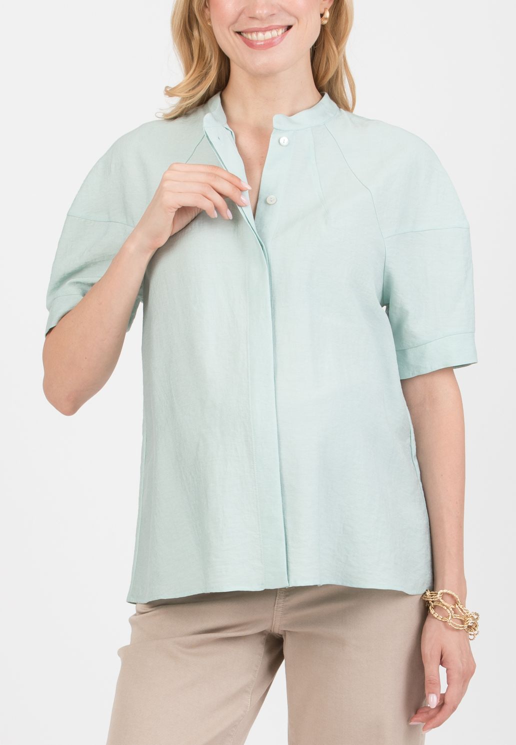 NICKI – Maternity & Nursing Blouse with Balloon Sleeves (Verde Chiaro)