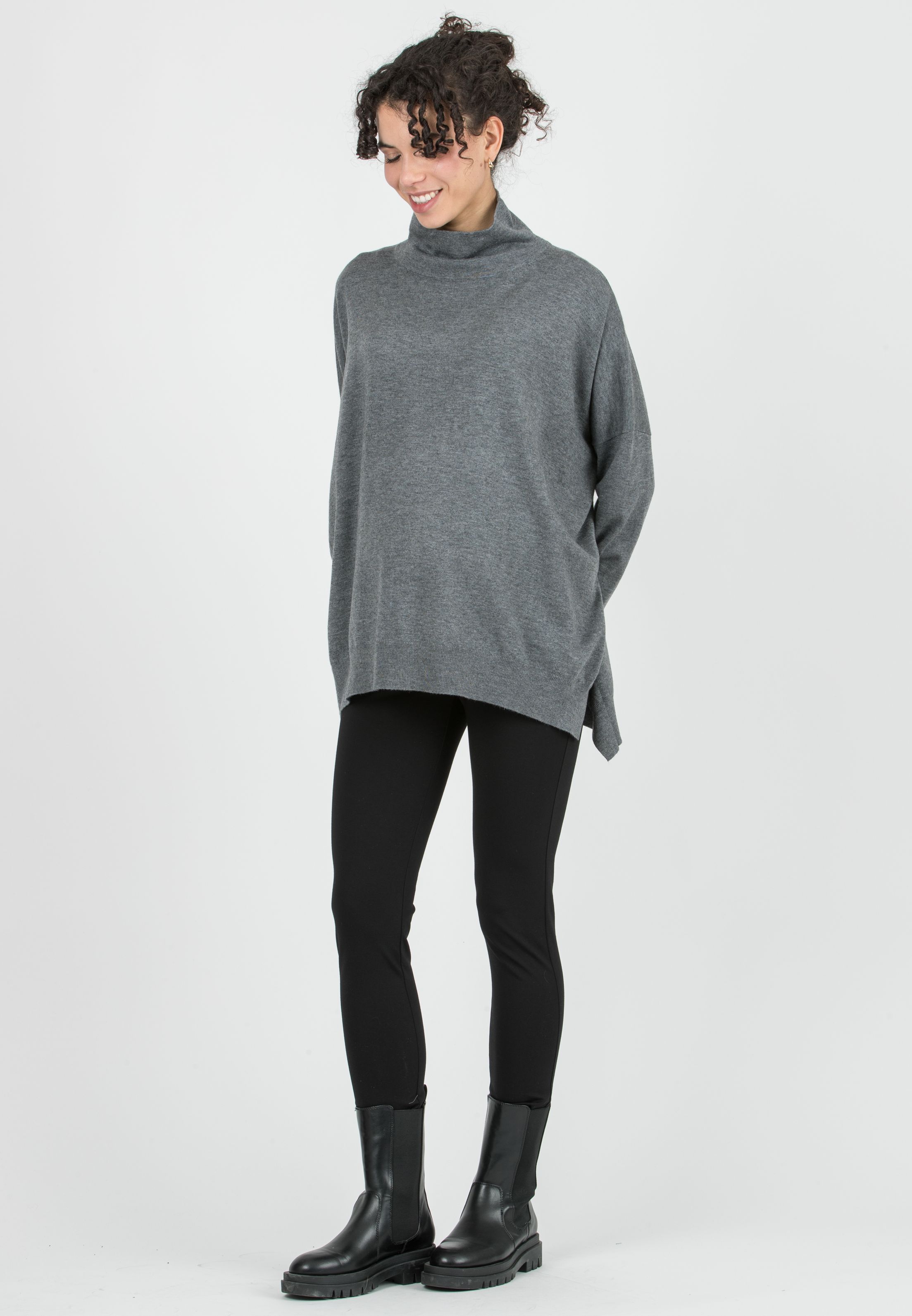 CARINA - Oversized Maternity Jumper with Button Detail (Grigio Melange)