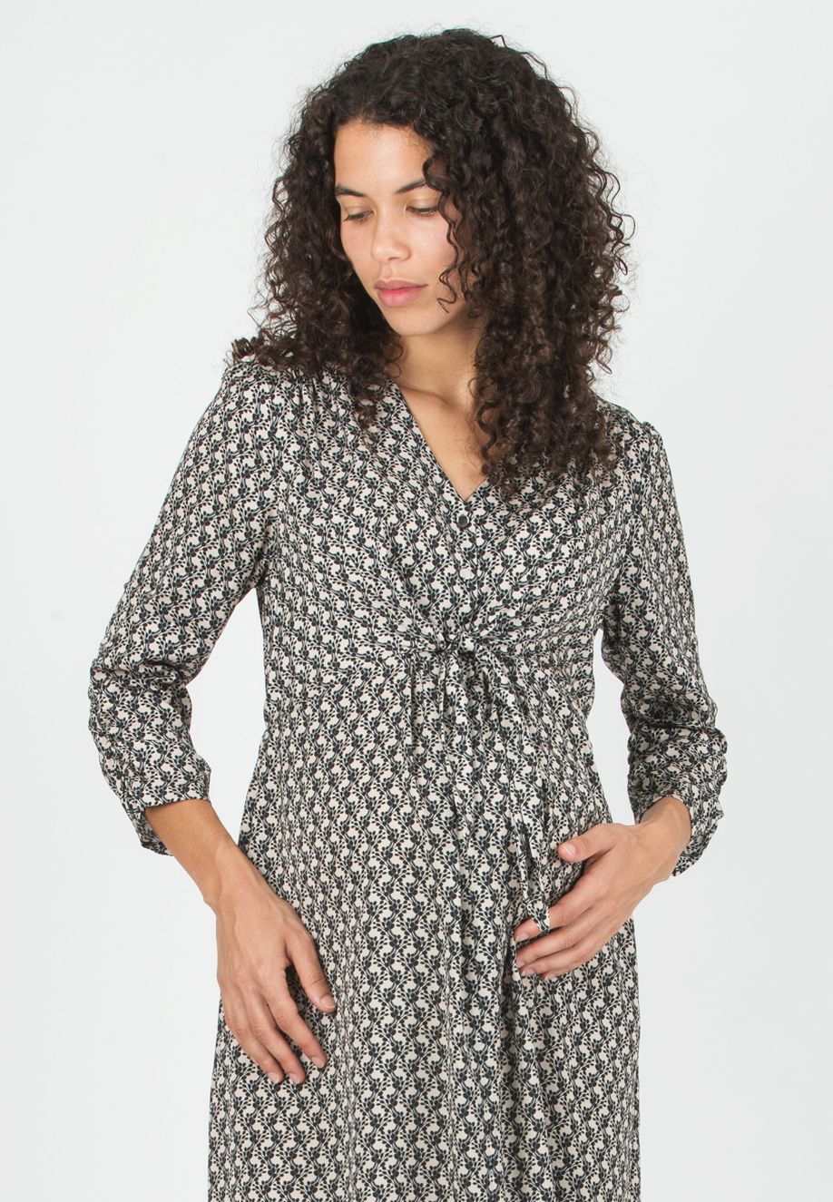 BELEN M/L - Abito Premaman & Allattamento in Raso Stampato con Corpino Annodato e Maniche 3/4 (Avorio, XS)