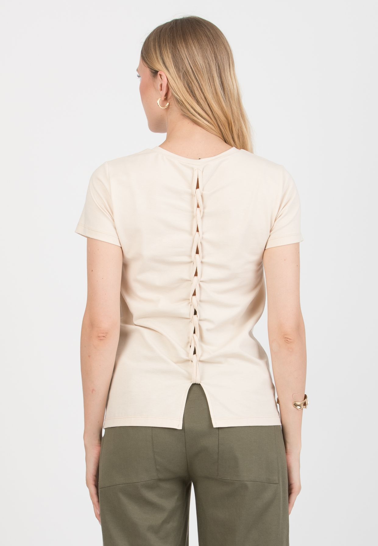 KRISTEN - Maternity Cotton T-Shirt with Braided Back Detail (Naturale)