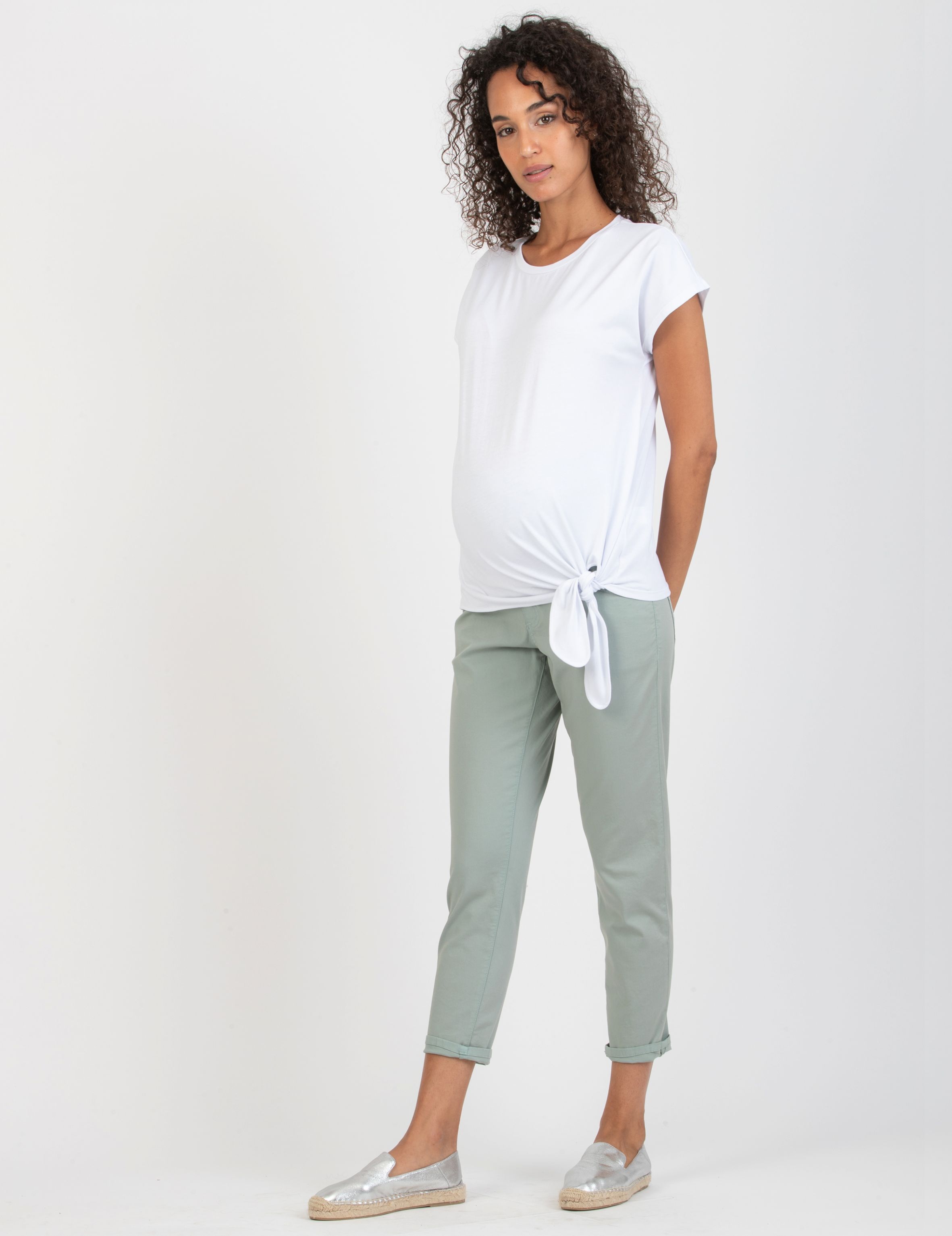 Pantalone Premaman Slim Cropped Mom Fit in Gabardina (Verde Salvia, XS)