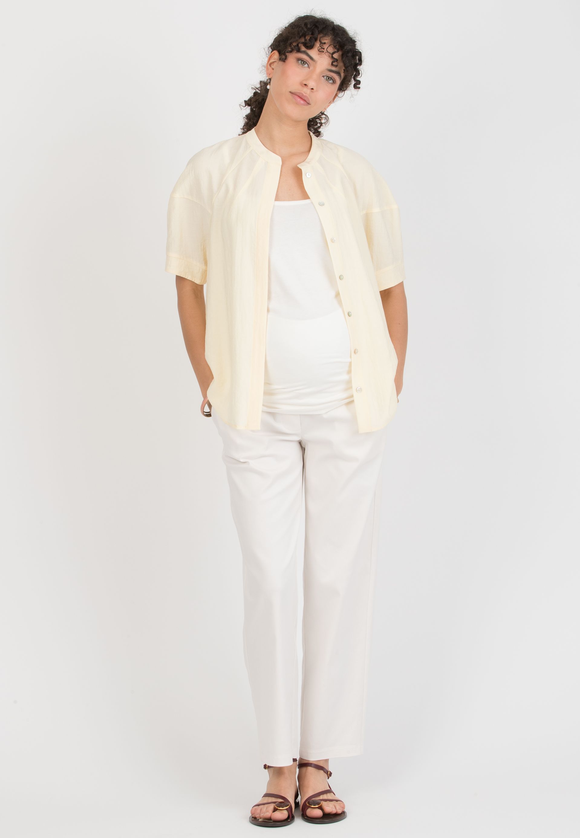 NICKI – Maternity & Nursing Blouse with Balloon Sleeves (Giallo)