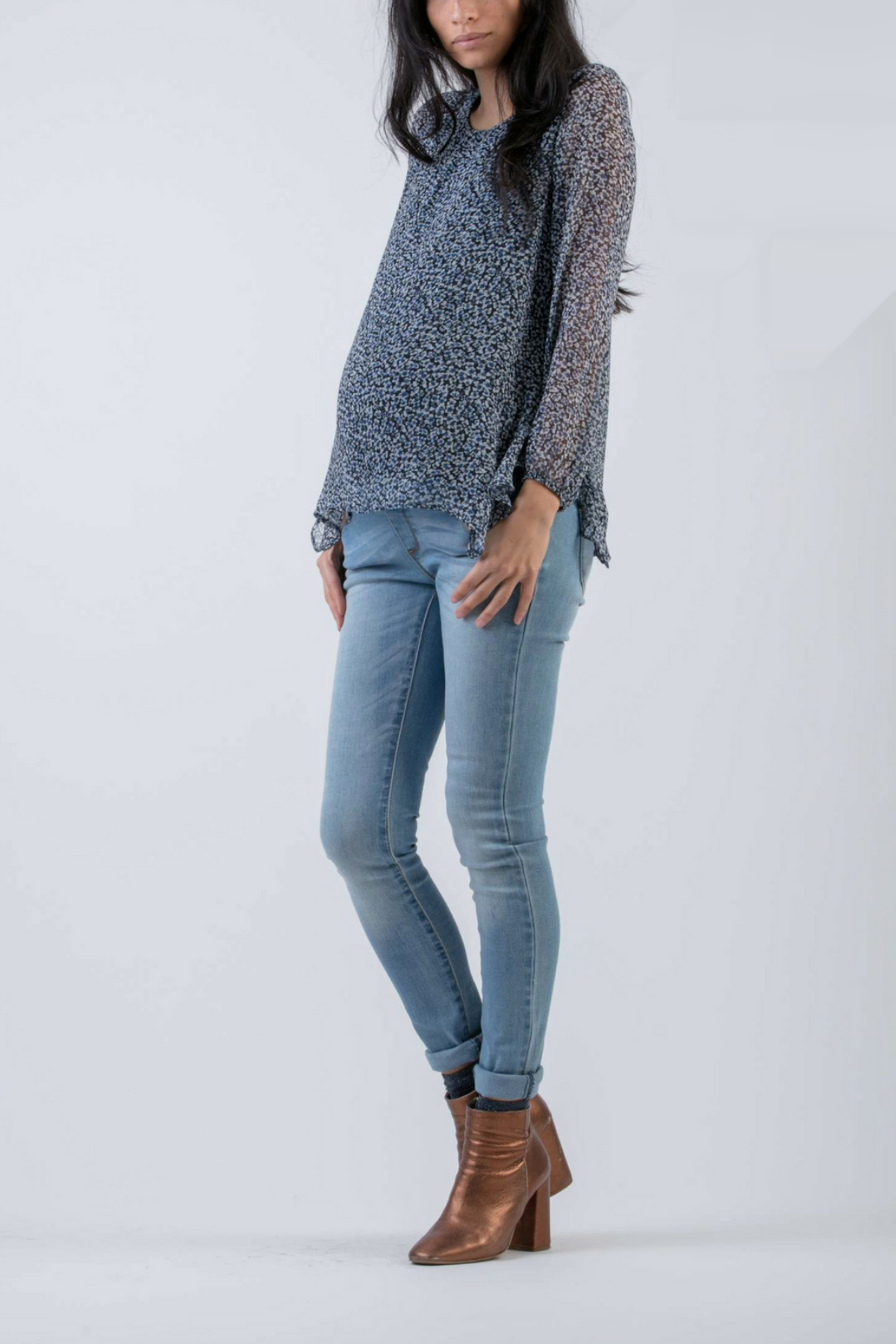 Printed Chiffon Maternity & Nursing Top (Blue, XS)