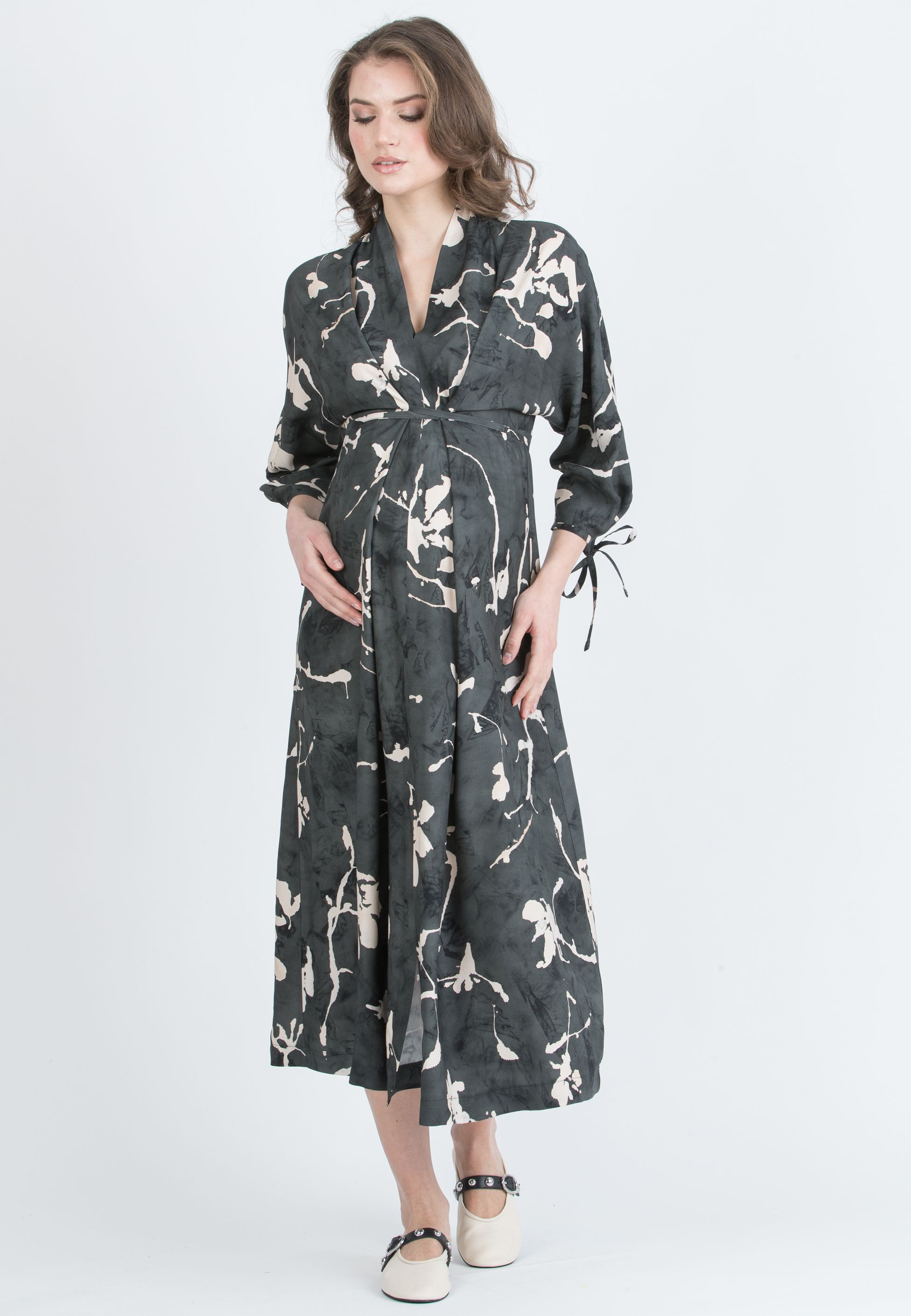 VIOLA – Maternity Kimono Dress in Viscose with Ties (Nero)
