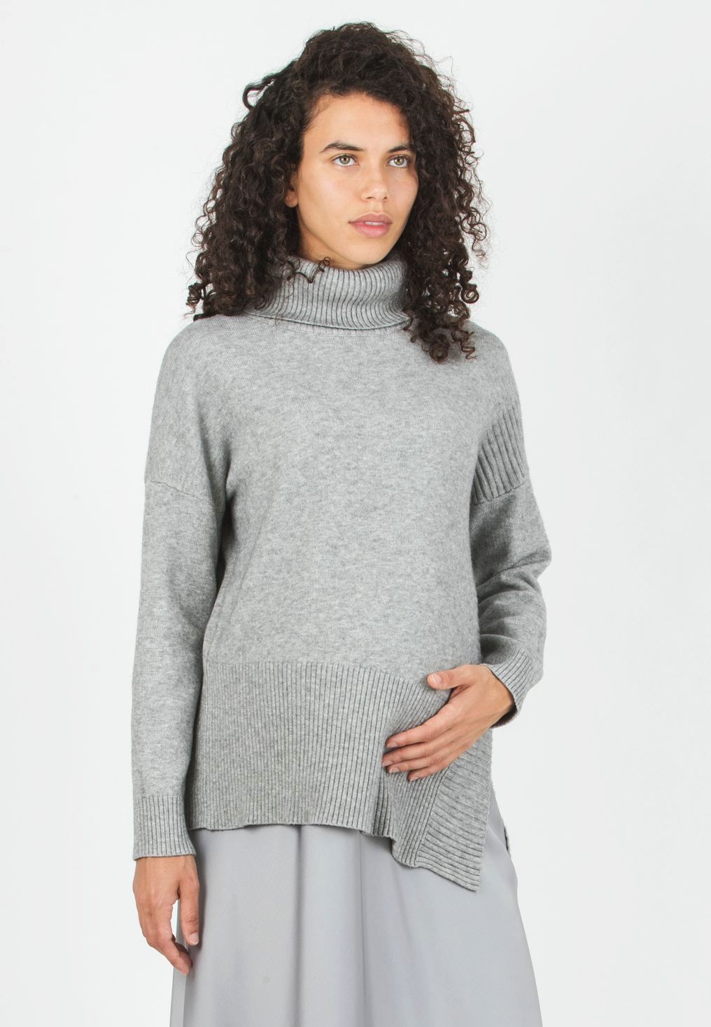 BRANDY - Maternity Wool Blend Sweater with Asymmetric Hem (Grigio Chiaro)