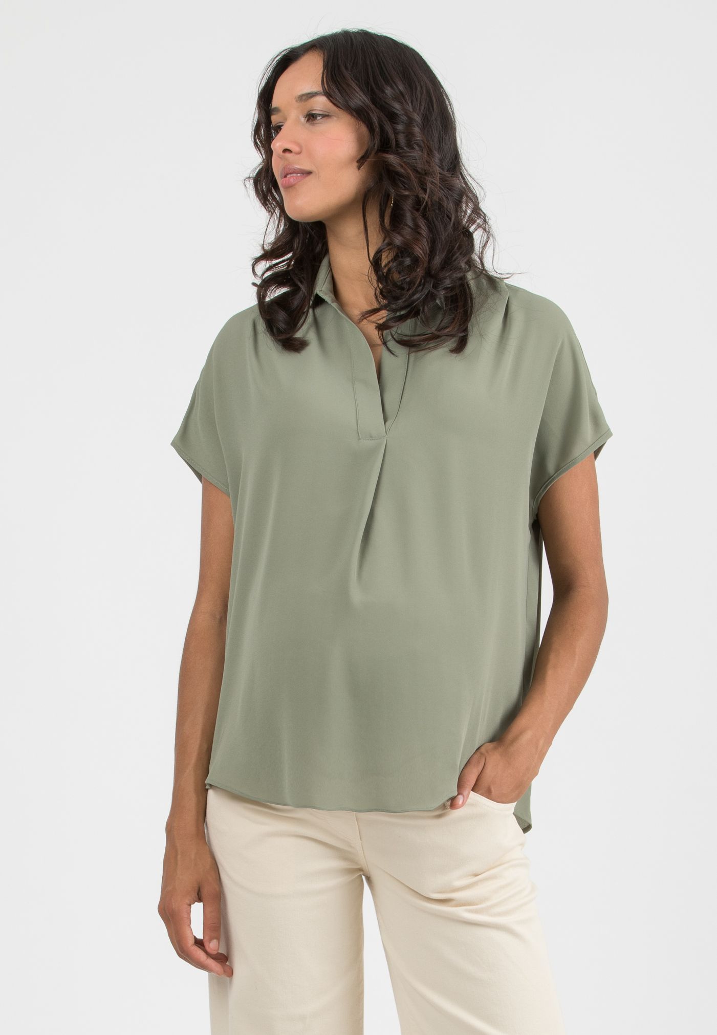 OLIVIA M/M – Oversized Maternity Shirt in Crepe (Verde Militare)