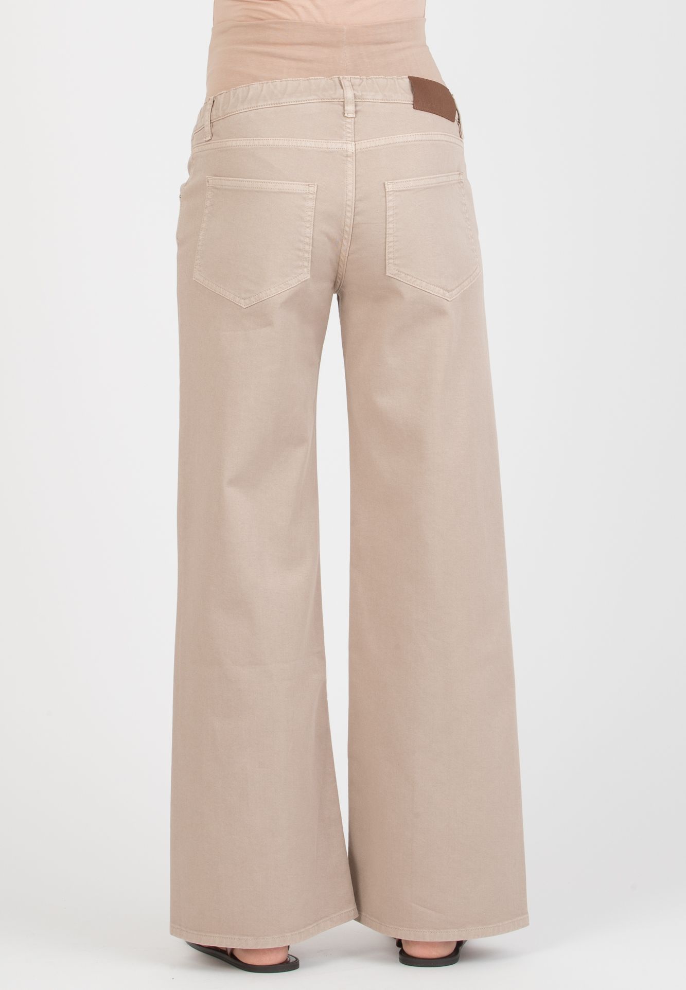NOAH - Maternity Wide-Leg Jeans in Coloured Denim (Corda)