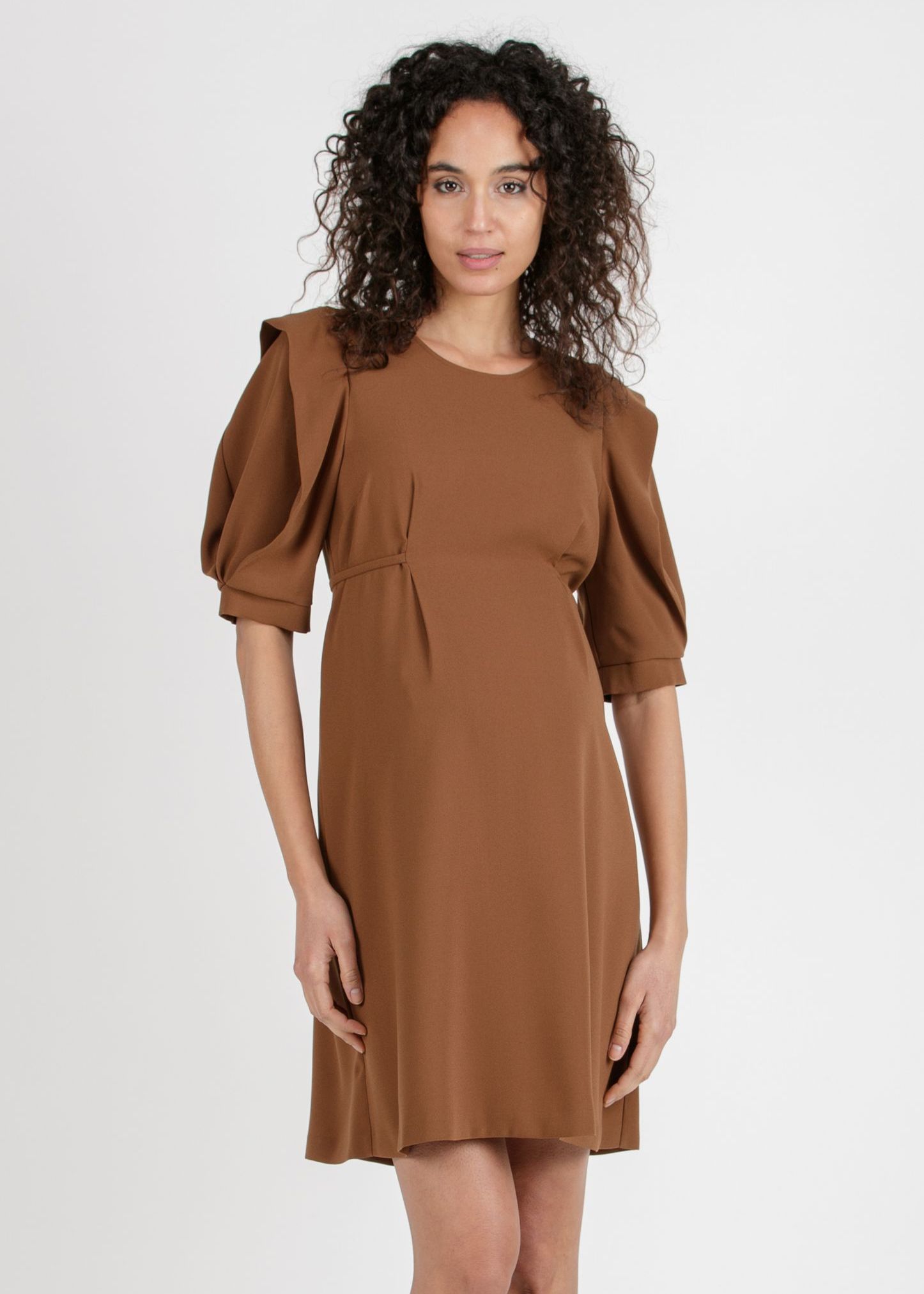 SAMANTHA - Maternity Dress with Petal Sleeves (Caramello, XS)
