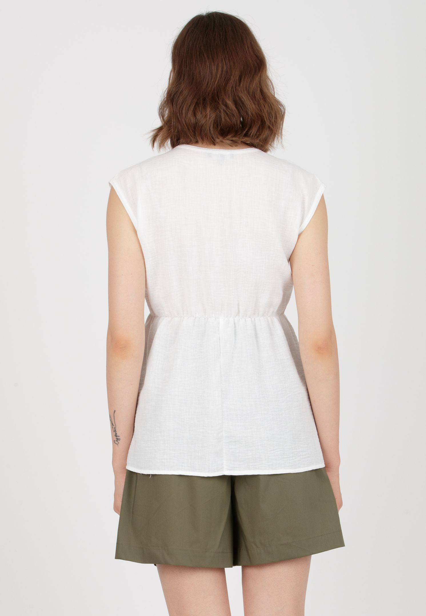 HARPER M - Maternity & Nursing Blouse with Pockets on Bodice (Ivory, XS)