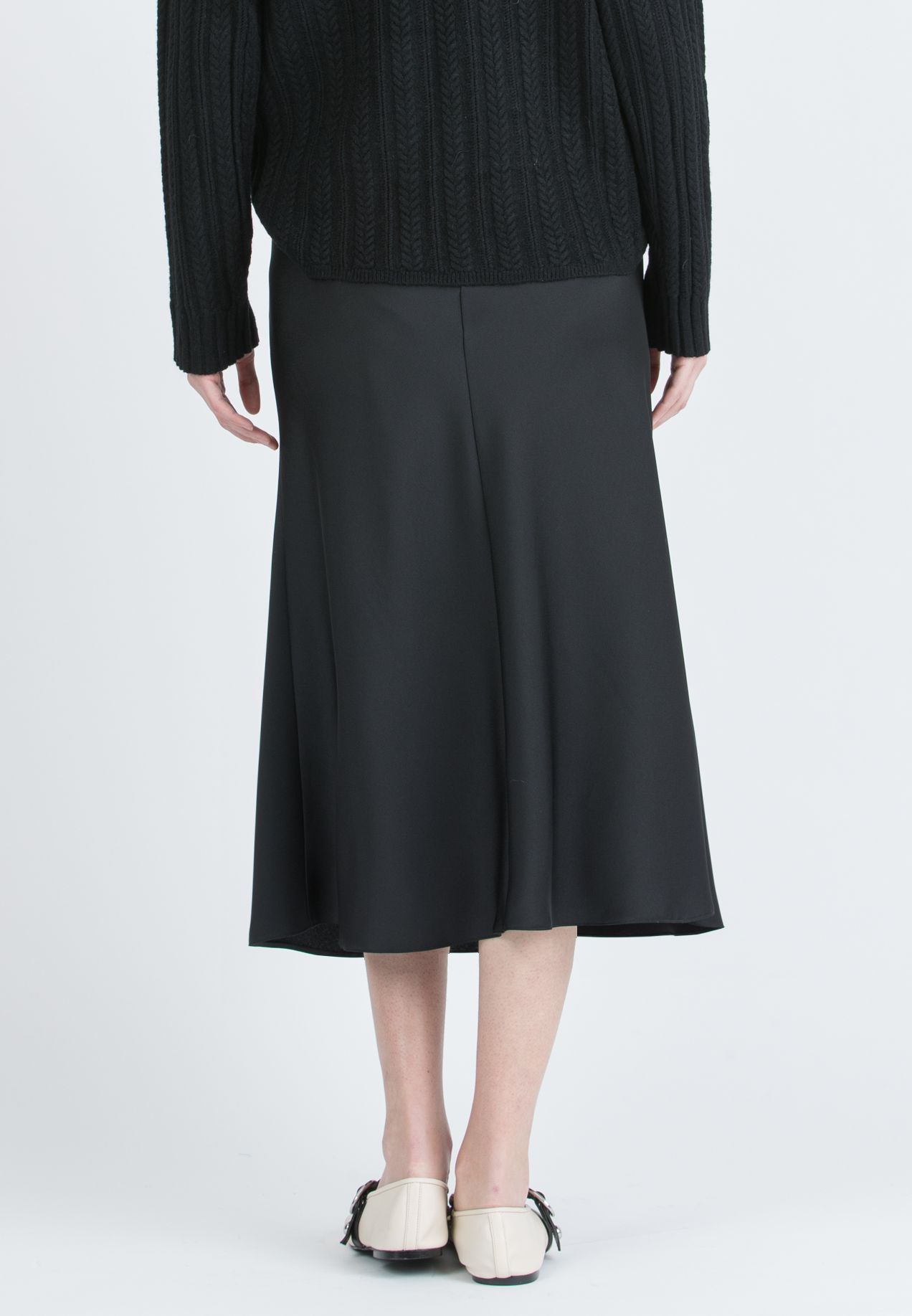 PIA – Flared Maternity Skirt in Satin (Nero)