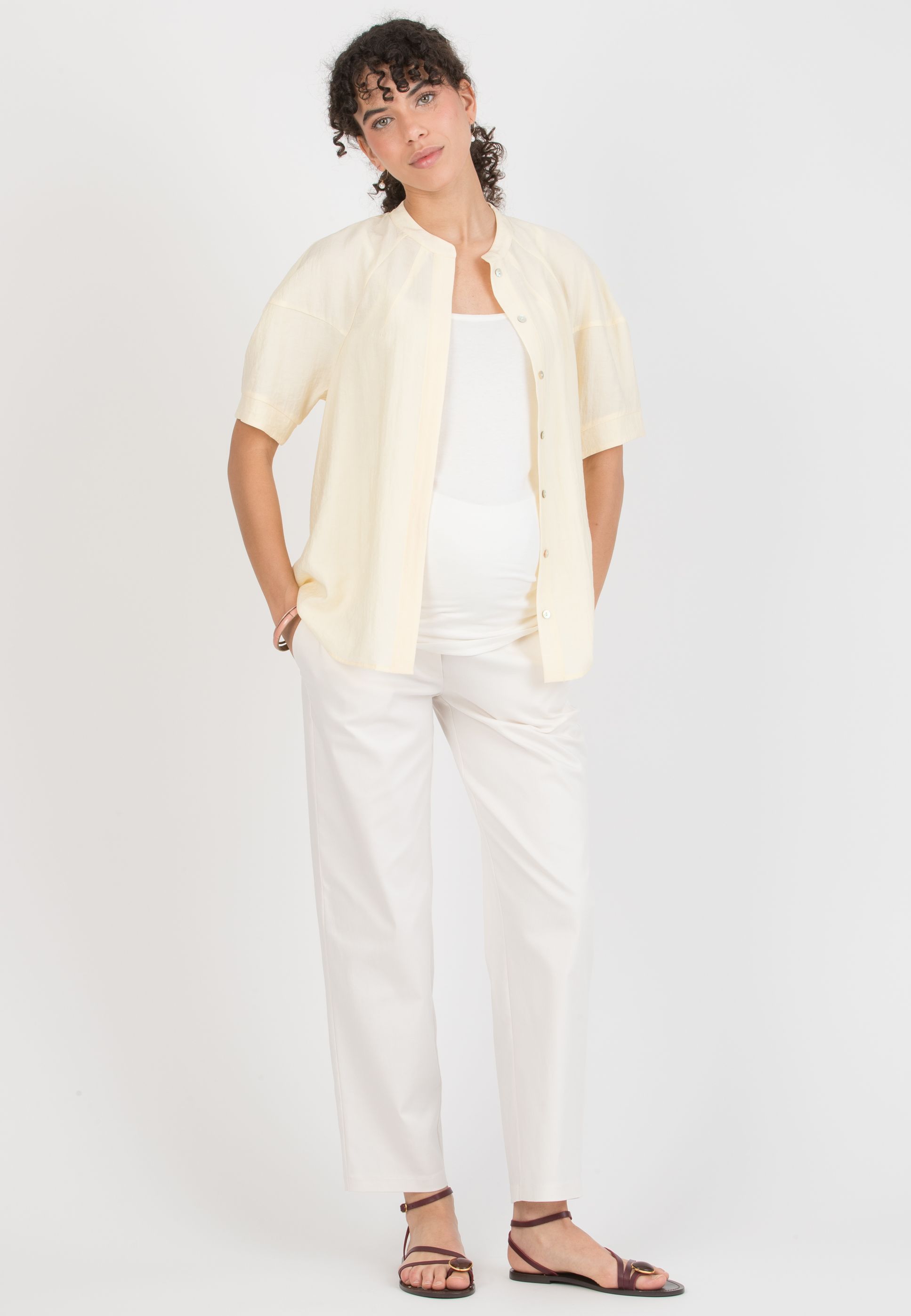 NICKI – Maternity & Nursing Blouse with Balloon Sleeves (Giallo)