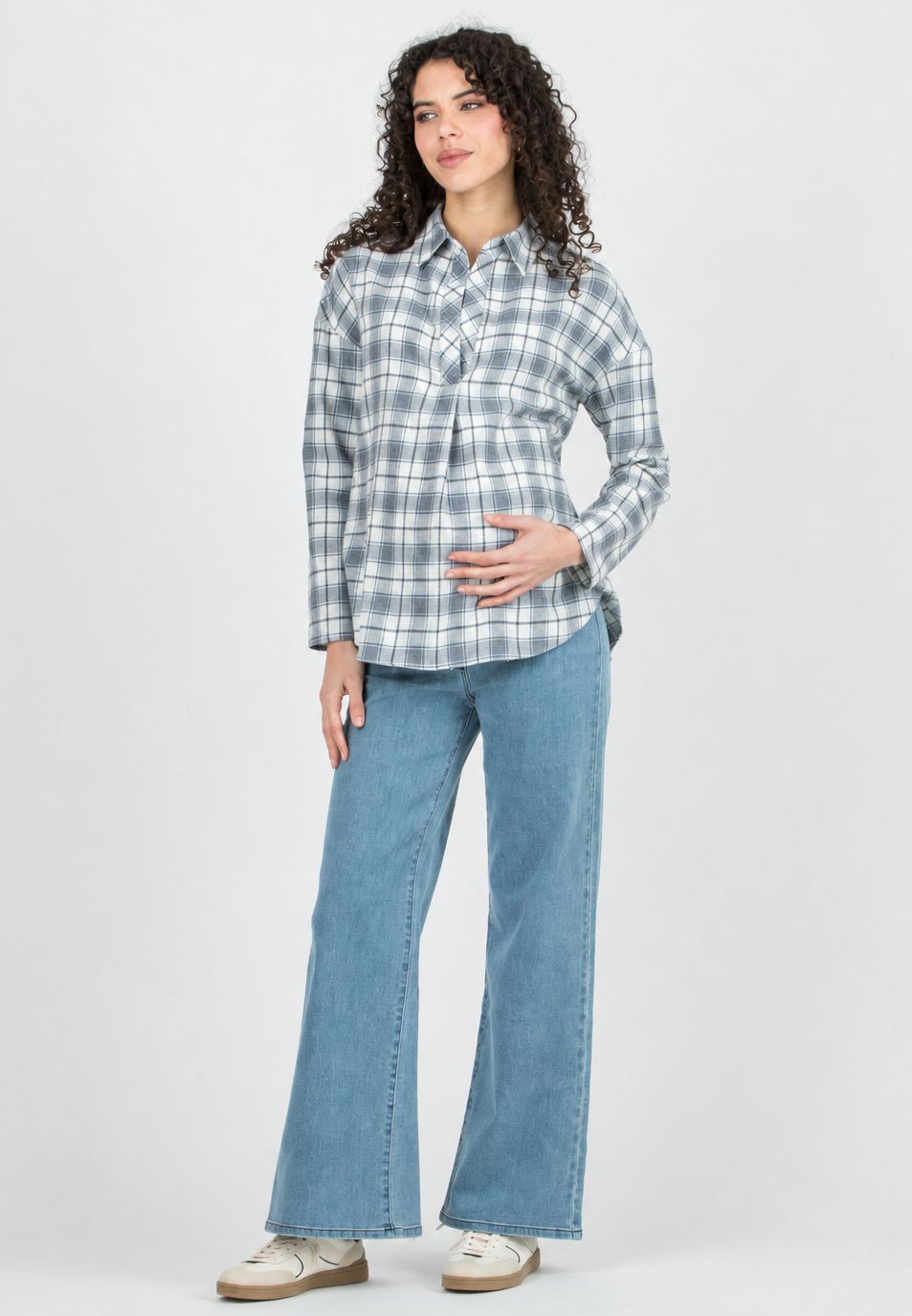 OLIVIA Q - Maternity Oversized Cotton Flannel Shirt in Check (Blu)