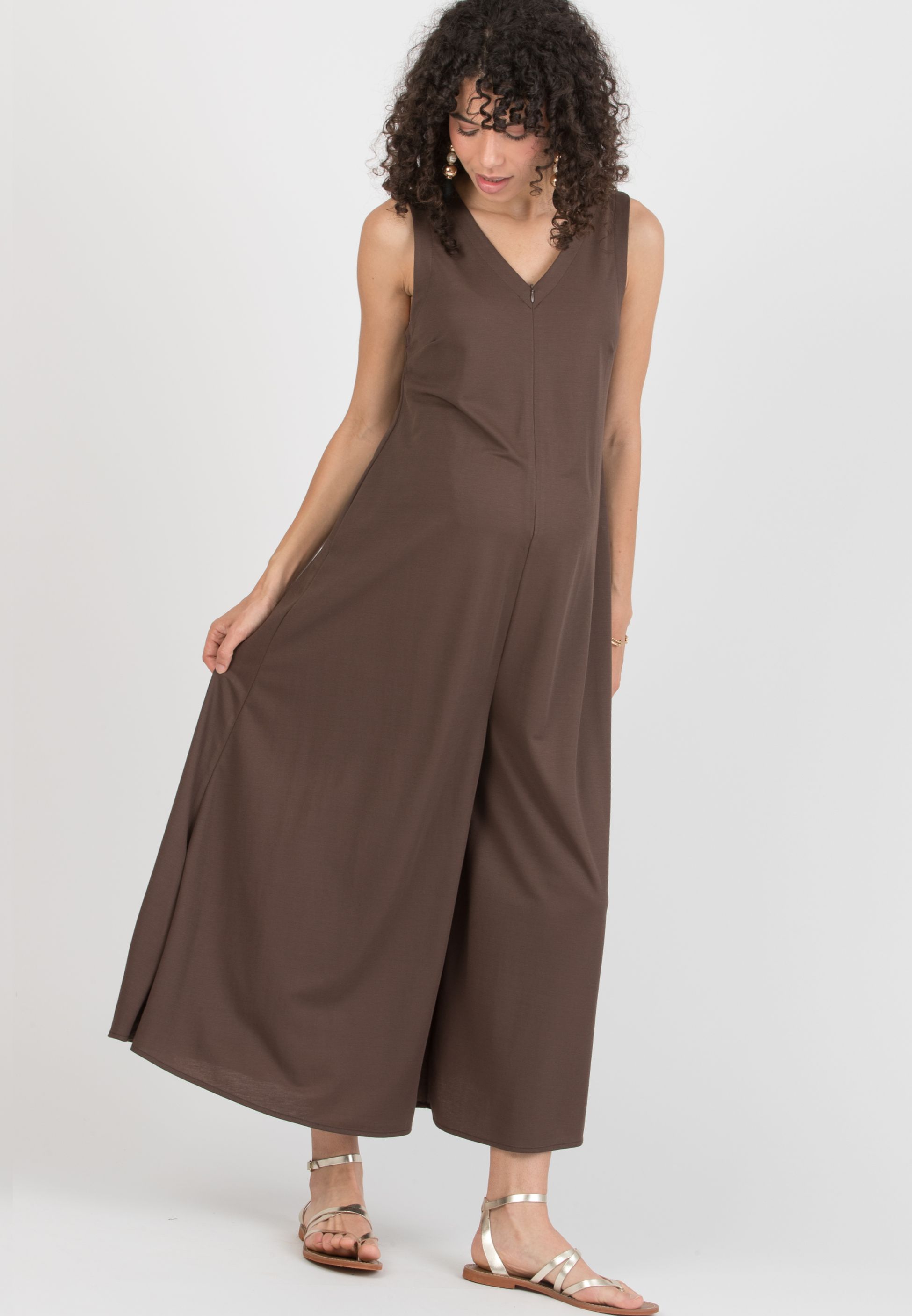 MIRANDA – Maternity Viscose Piqué Jumpsuit with V-Neck and Front Zip (Brown, XS)