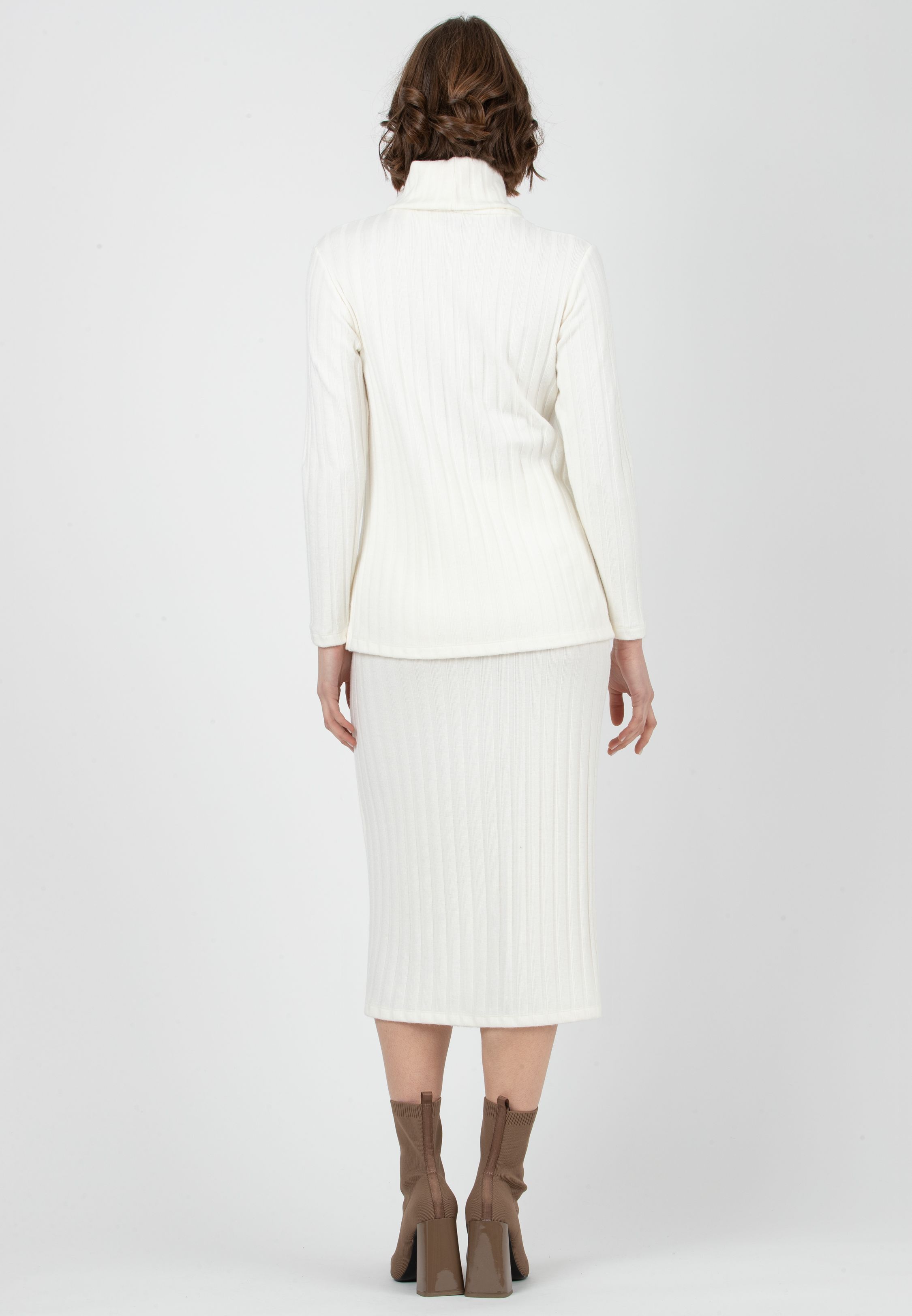 VERA -  Ribbed Knit Pencil Skirt (Naturale)